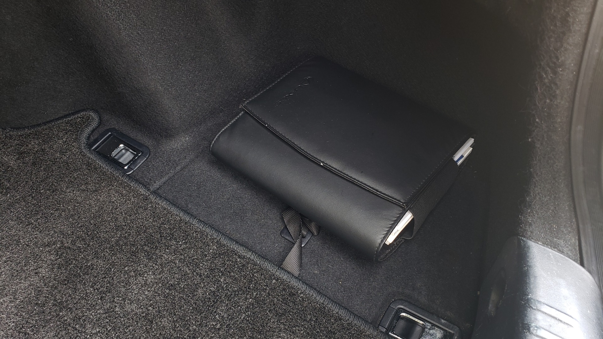 Used 2016 Lexus IS 200T F-SPORT / BSM / SUNROOF / VENTILATED SEATS / REARVIEW for sale Sold at Formula Imports in Charlotte NC 28227 18