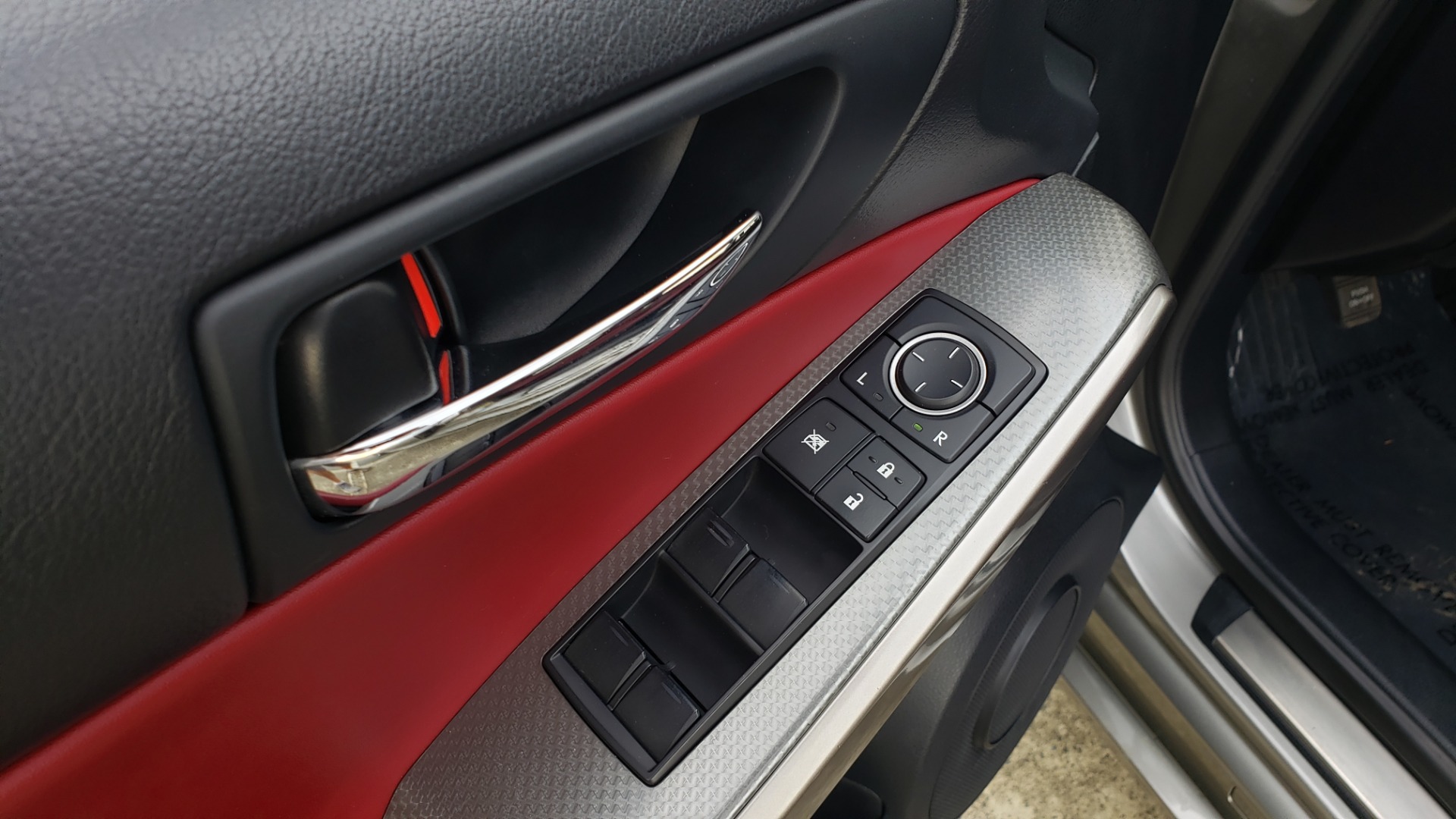 Used 2016 Lexus IS 200T F-SPORT / BSM / SUNROOF / VENTILATED SEATS / REARVIEW for sale Sold at Formula Imports in Charlotte NC 28227 32