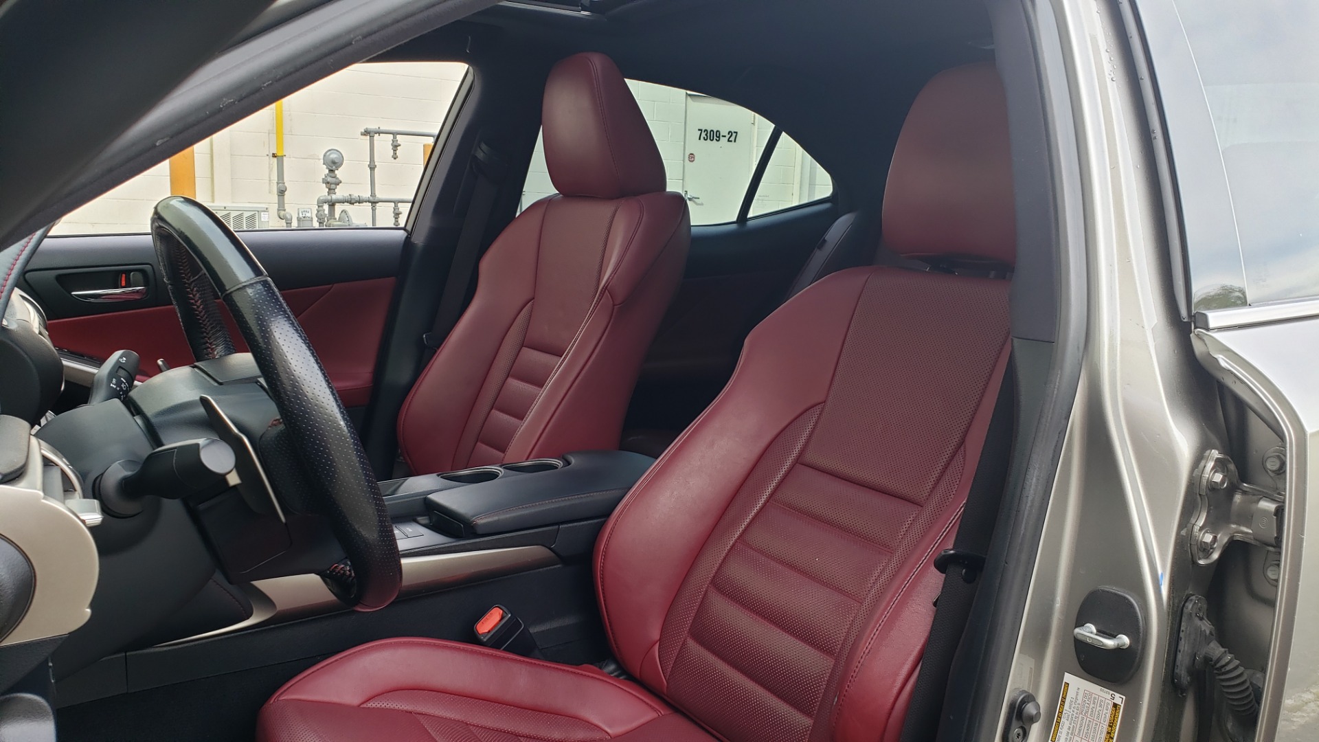 Used 2016 Lexus IS 200T F-SPORT / BSM / SUNROOF / VENTILATED SEATS / REARVIEW for sale Sold at Formula Imports in Charlotte NC 28227 34