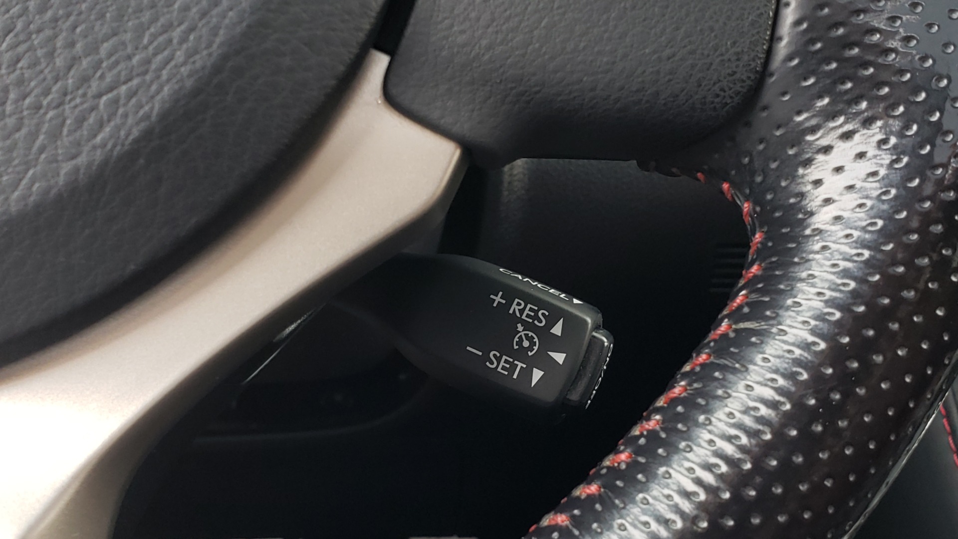 Used 2016 Lexus IS 200T F-SPORT / BSM / SUNROOF / VENTILATED SEATS / REARVIEW for sale Sold at Formula Imports in Charlotte NC 28227 39