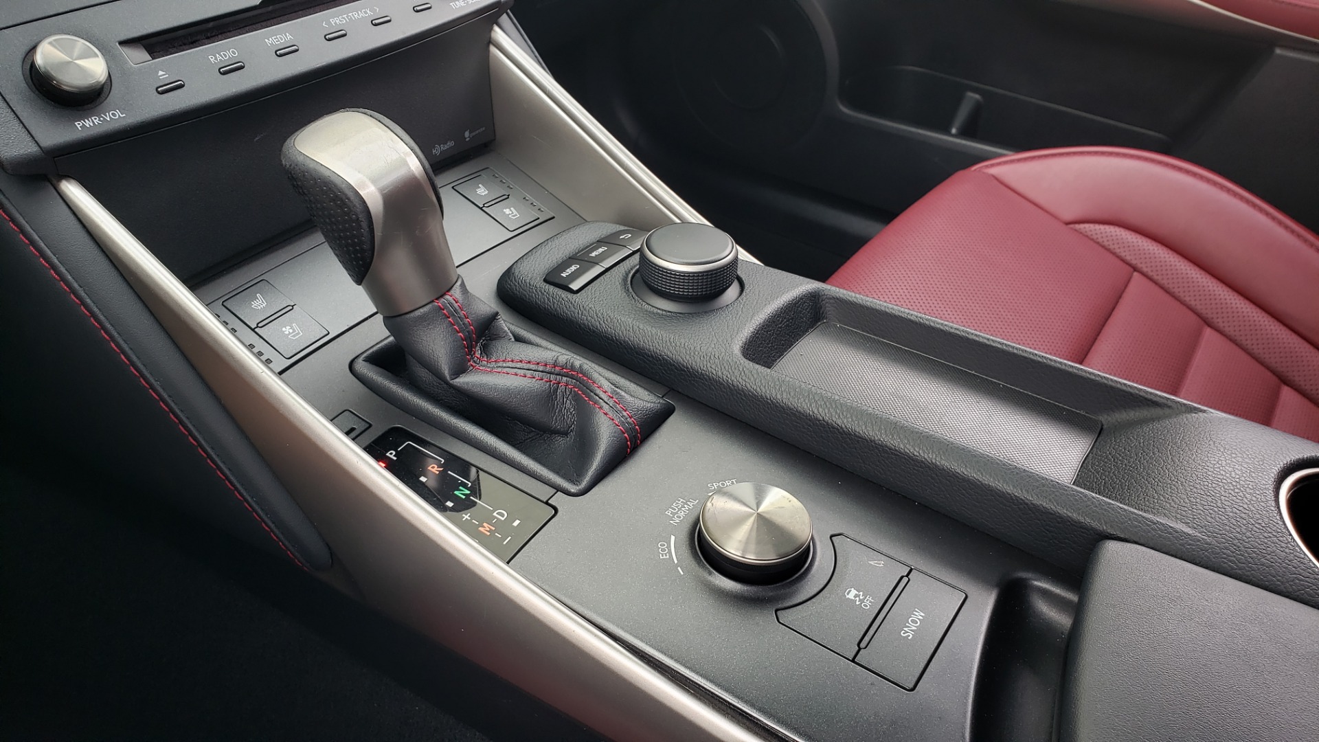 Used 2016 Lexus IS 200T F-SPORT / BSM / SUNROOF / VENTILATED SEATS / REARVIEW for sale Sold at Formula Imports in Charlotte NC 28227 46