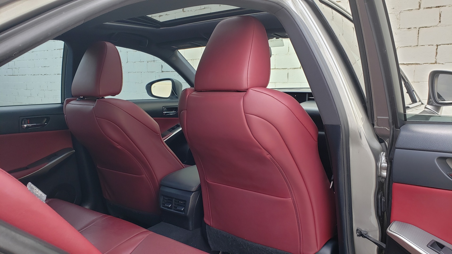 Used 2016 Lexus IS 200T F-SPORT / BSM / SUNROOF / VENTILATED SEATS / REARVIEW for sale Sold at Formula Imports in Charlotte NC 28227 71