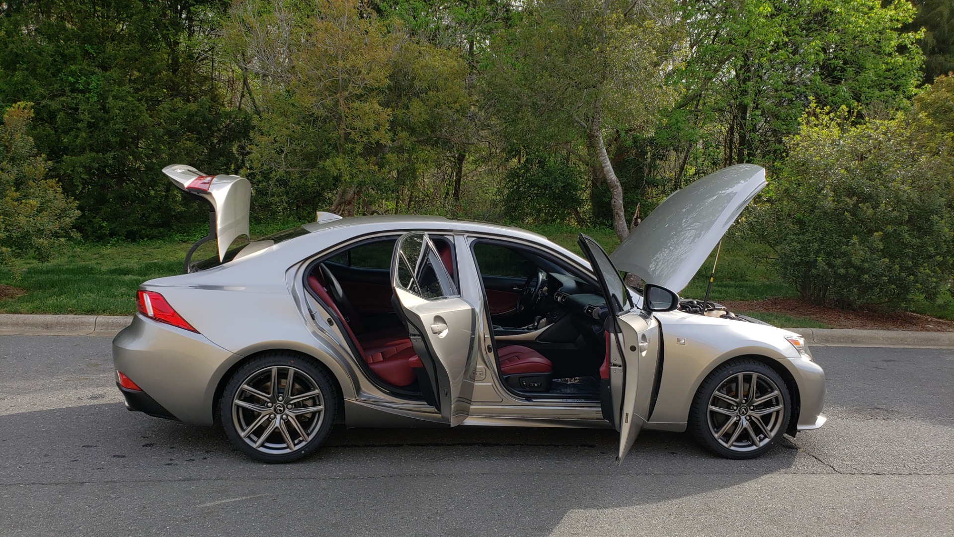 Used 2016 Lexus IS 200T F-SPORT / BSM / SUNROOF / VENTILATED SEATS / REARVIEW for sale Sold at Formula Imports in Charlotte NC 28227 9