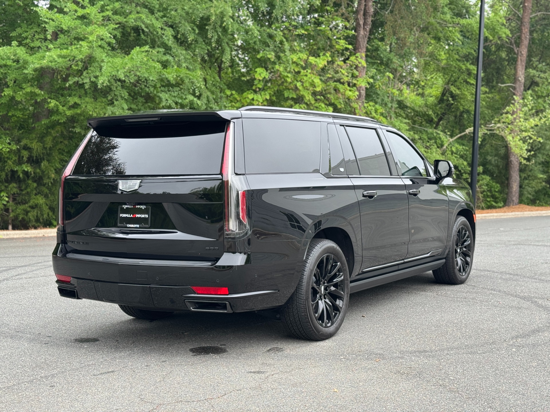 2024 Cadillac Escalade ESV Sport Platinum photo 12