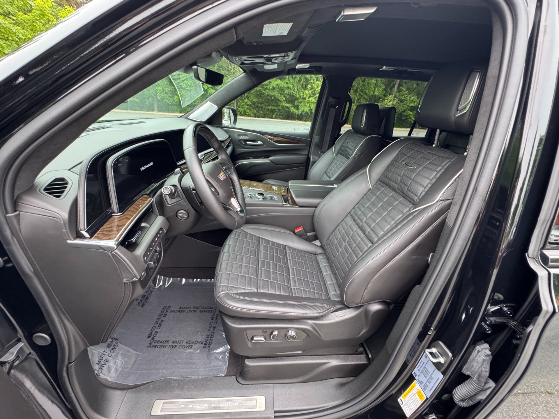 2024 Cadillac Escalade ESV Sport Platinum photo 22