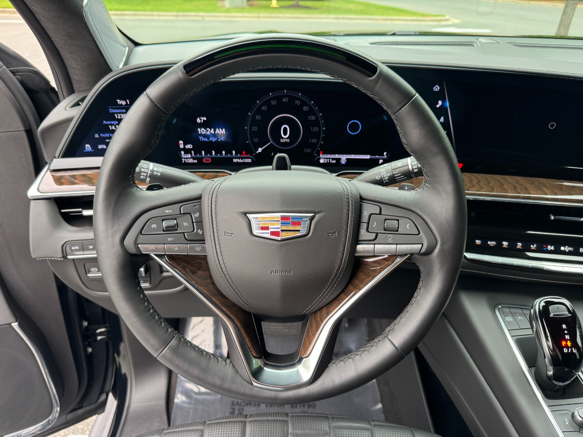 2024 Cadillac Escalade ESV Sport Platinum photo 29