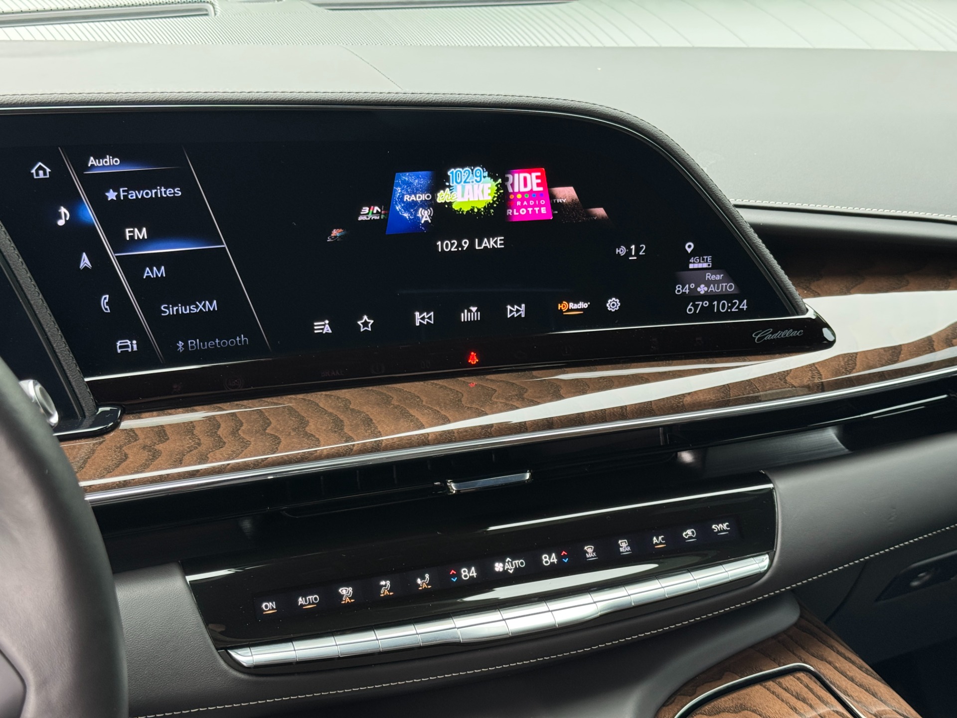 2024 Cadillac Escalade ESV Sport Platinum photo 34