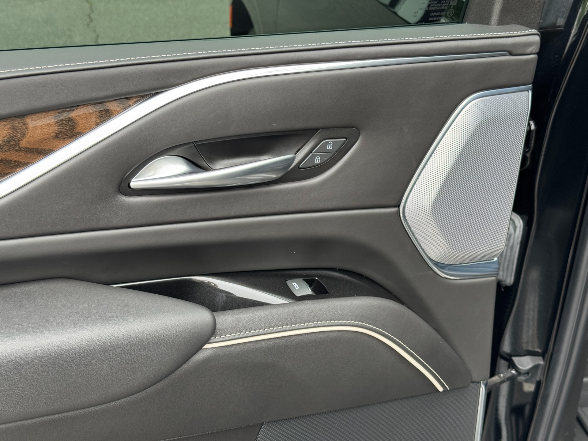 2024 Cadillac Escalade ESV Sport Platinum photo 44