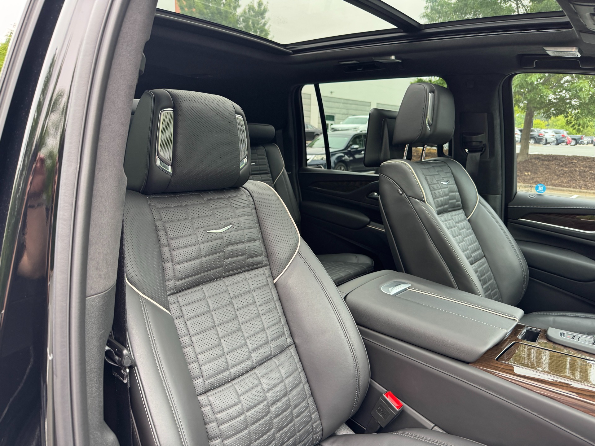 2024 Cadillac Escalade ESV Sport Platinum photo 55