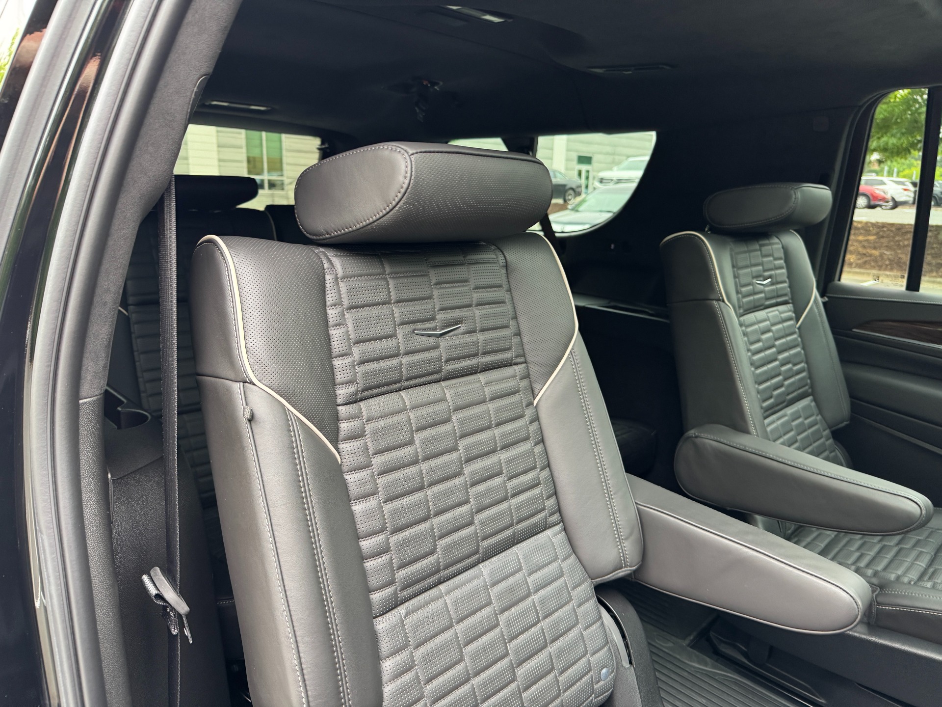 2024 Cadillac Escalade ESV Sport Platinum photo 61