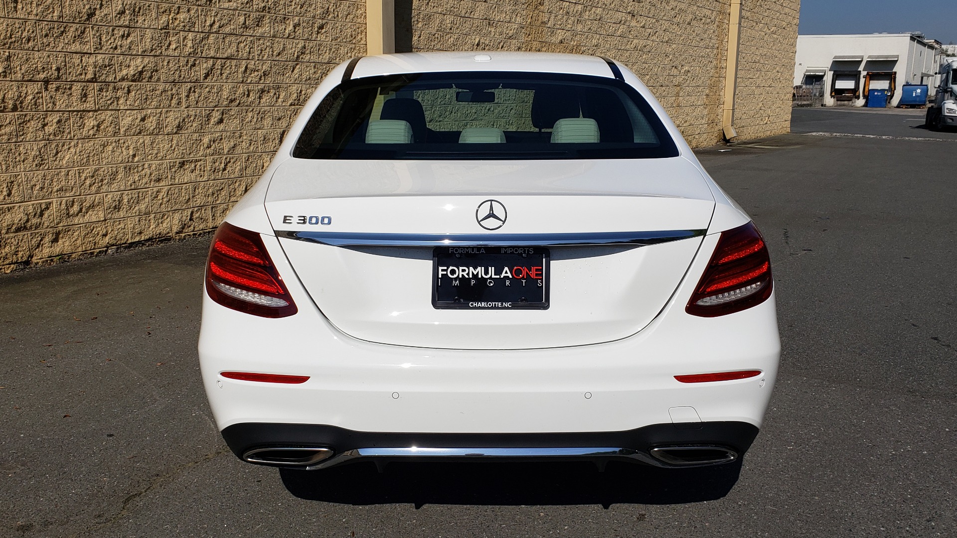 Used 2017 Mercedes-Benz E-Class E 300 PREMIUM / RWD / NAV / SNF / PARKING PILOT / REARVIEW / BURMESTER for sale Sold at Formula Imports in Charlotte NC 28227 16