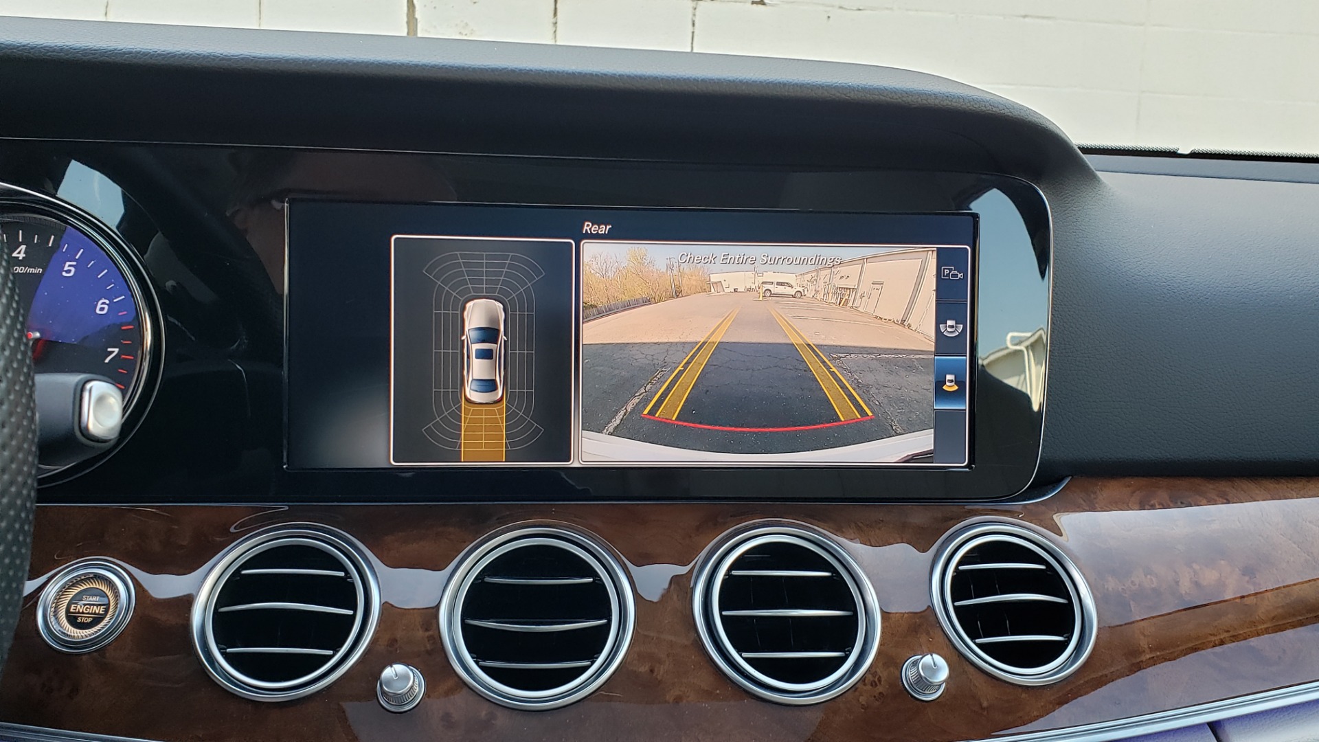 Used 2017 Mercedes-Benz E-Class E 300 PREMIUM / RWD / NAV / SNF / PARKING PILOT / REARVIEW / BURMESTER for sale Sold at Formula Imports in Charlotte NC 28227 40