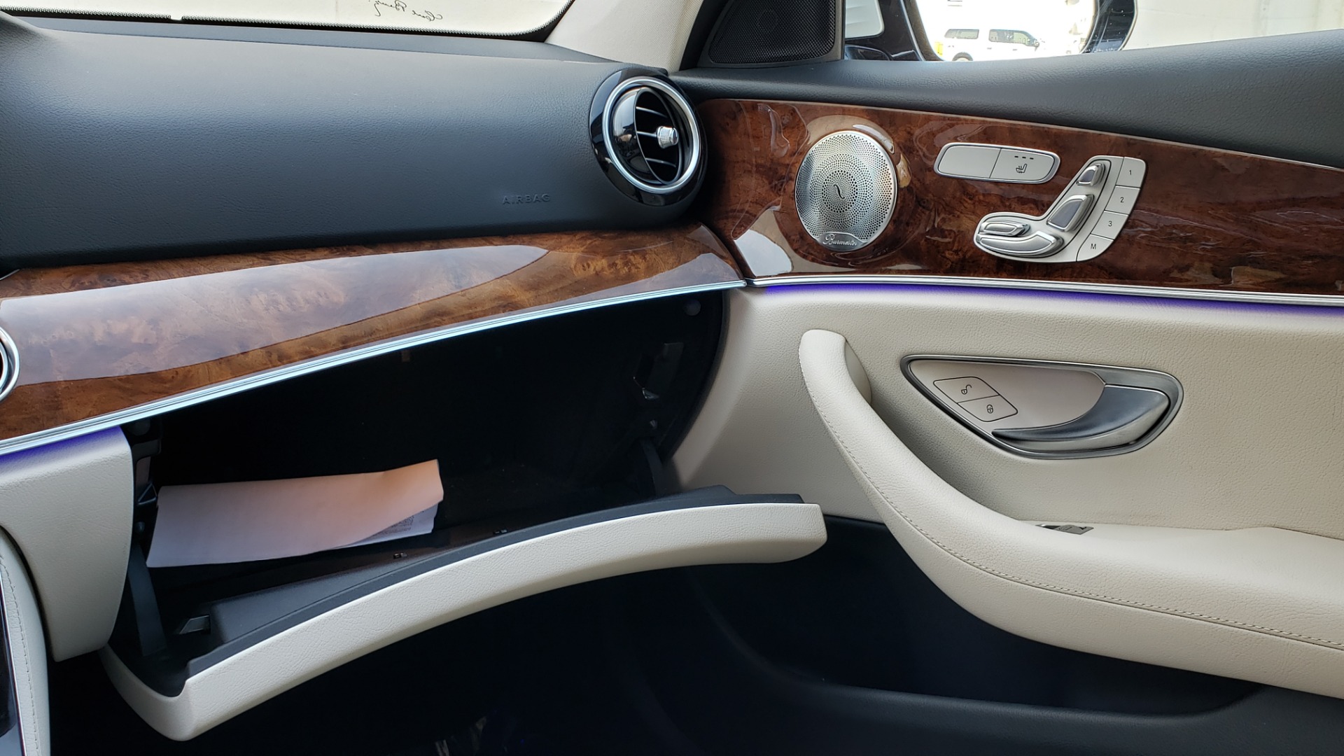 Used 2017 Mercedes-Benz E-Class E 300 PREMIUM / RWD / NAV / SNF / PARKING PILOT / REARVIEW / BURMESTER for sale Sold at Formula Imports in Charlotte NC 28227 45