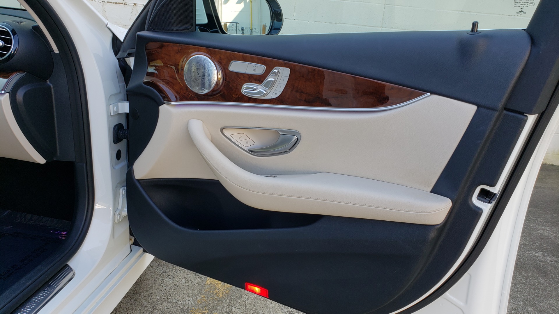 Used 2017 Mercedes-Benz E-Class E 300 PREMIUM / RWD / NAV / SNF / PARKING PILOT / REARVIEW / BURMESTER for sale Sold at Formula Imports in Charlotte NC 28227 56
