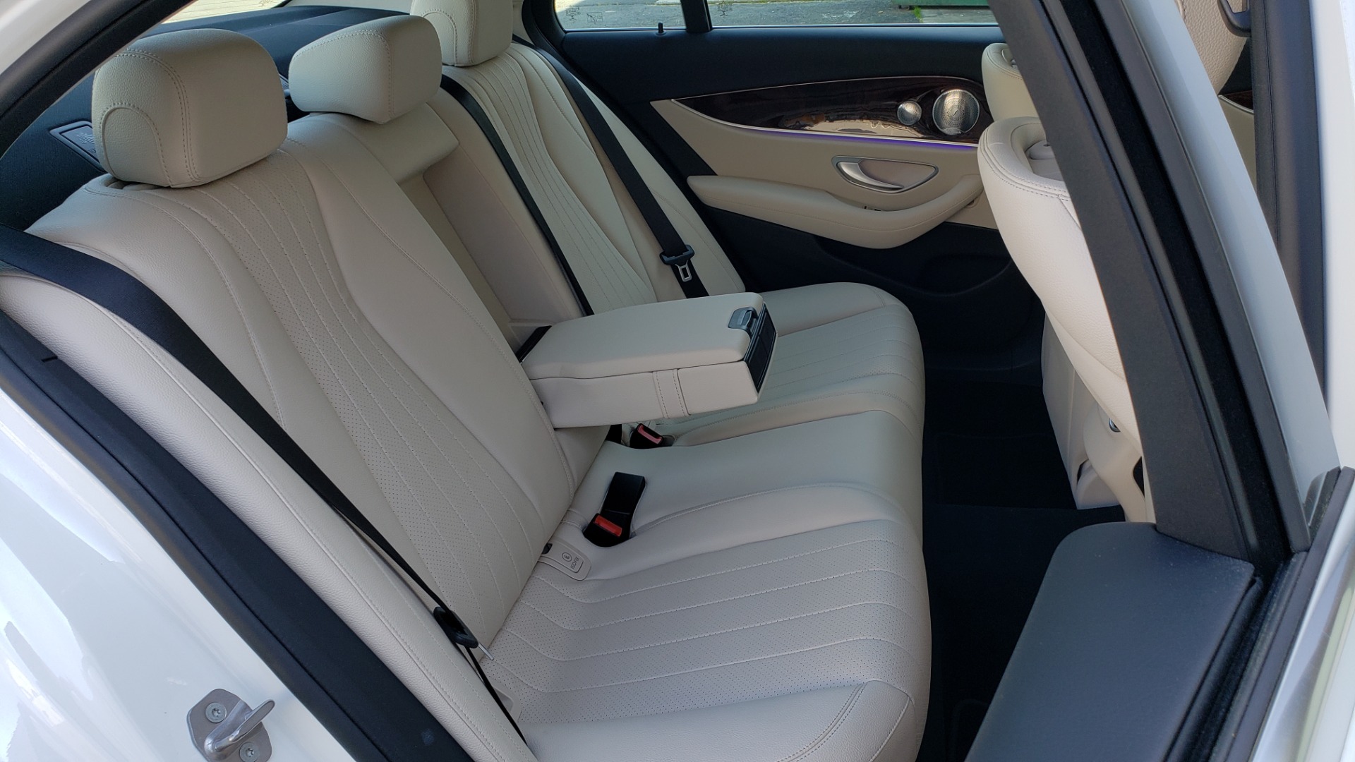 Used 2017 Mercedes-Benz E-Class E 300 PREMIUM / RWD / NAV / SNF / PARKING PILOT / REARVIEW / BURMESTER for sale Sold at Formula Imports in Charlotte NC 28227 65