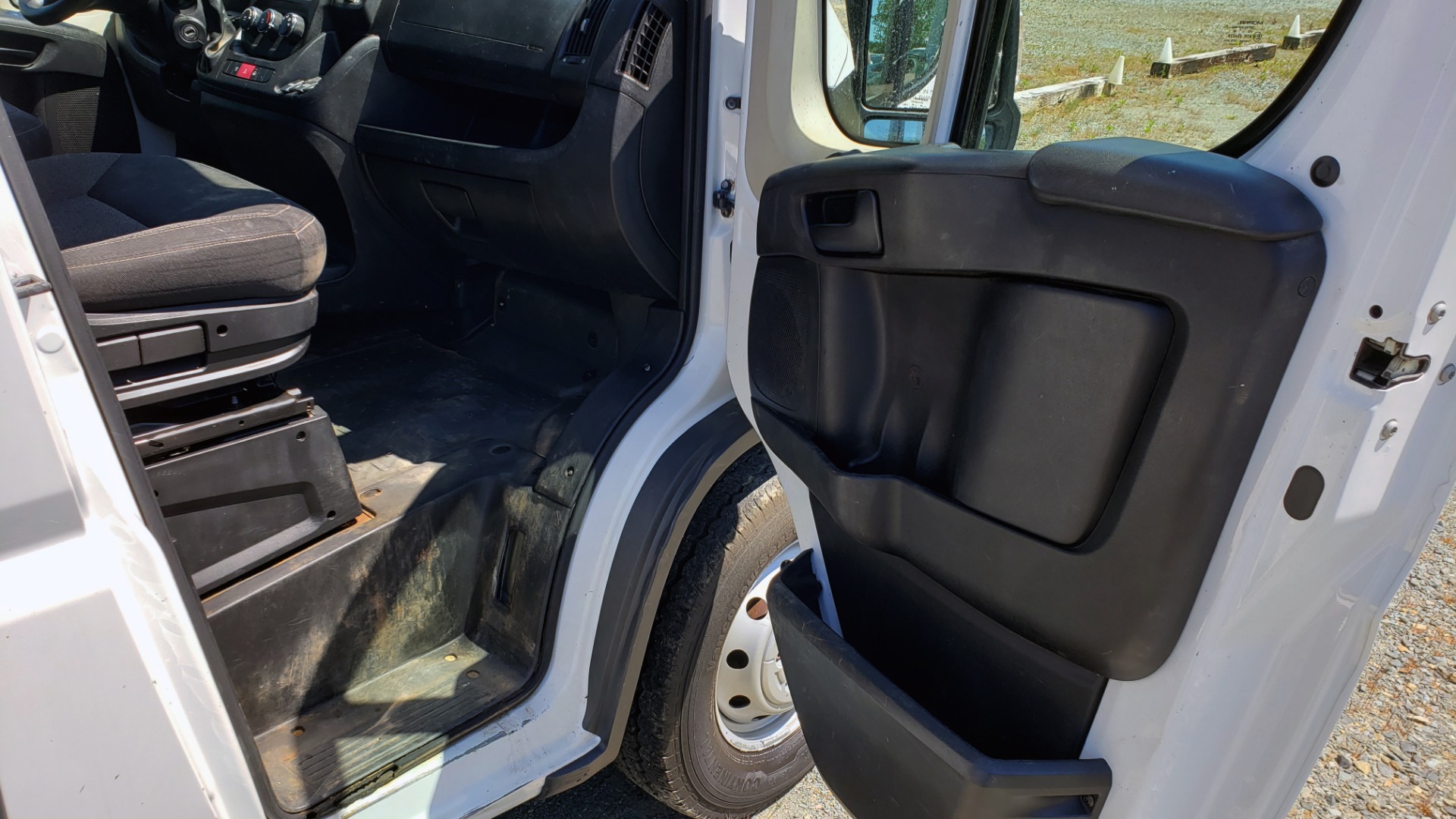 Used 2014 Ram PROMASTER CARGO VAN ROOF RACK / STORAGE for sale Sold at Formula Imports in Charlotte NC 28227 16