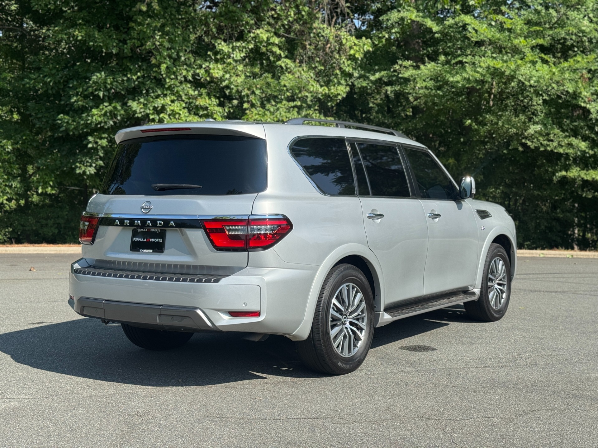 Used 2021 Nissan Armada SV APPEARANCE PKG / CARGO PKG / 20IN WHEELS for sale $32,700 at Formula Imports in Charlotte NC 28227 12
