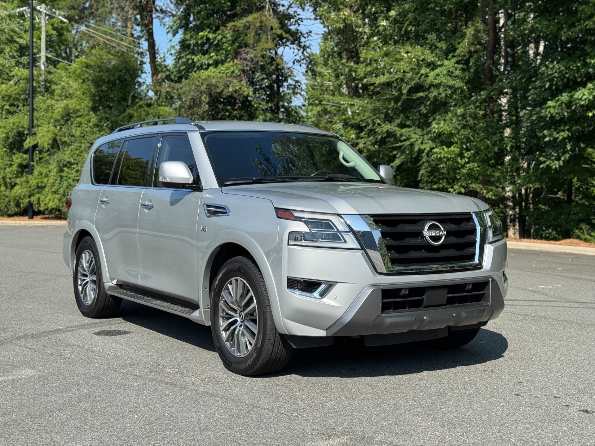Used 2021 Nissan Armada SV APPEARANCE PKG / CARGO PKG / 20IN WHEELS for sale $32,700 at Formula Imports in Charlotte NC 28227 16