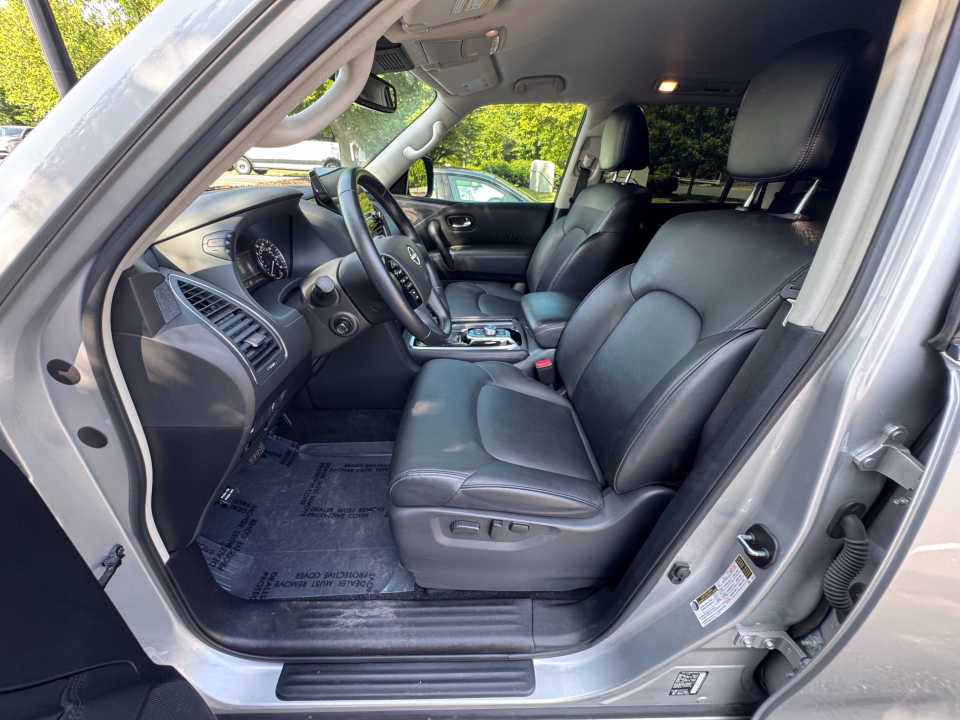 Used 2021 Nissan Armada SV APPEARANCE PKG / CARGO PKG / 20IN WHEELS for sale $32,700 at Formula Imports in Charlotte NC 28227 21