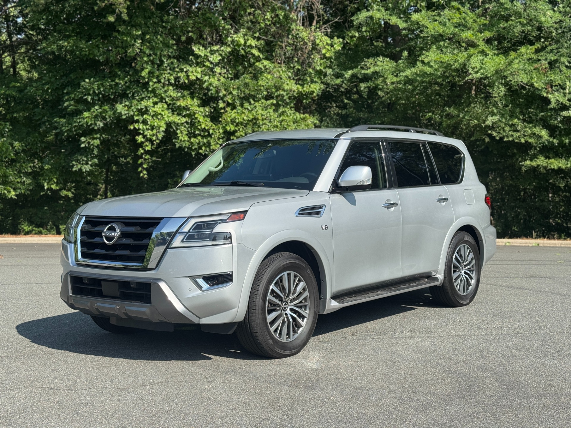 Used 2021 Nissan Armada SV APPEARANCE PKG / CARGO PKG / 20IN WHEELS for sale $32,700 at Formula Imports in Charlotte NC 28227 4