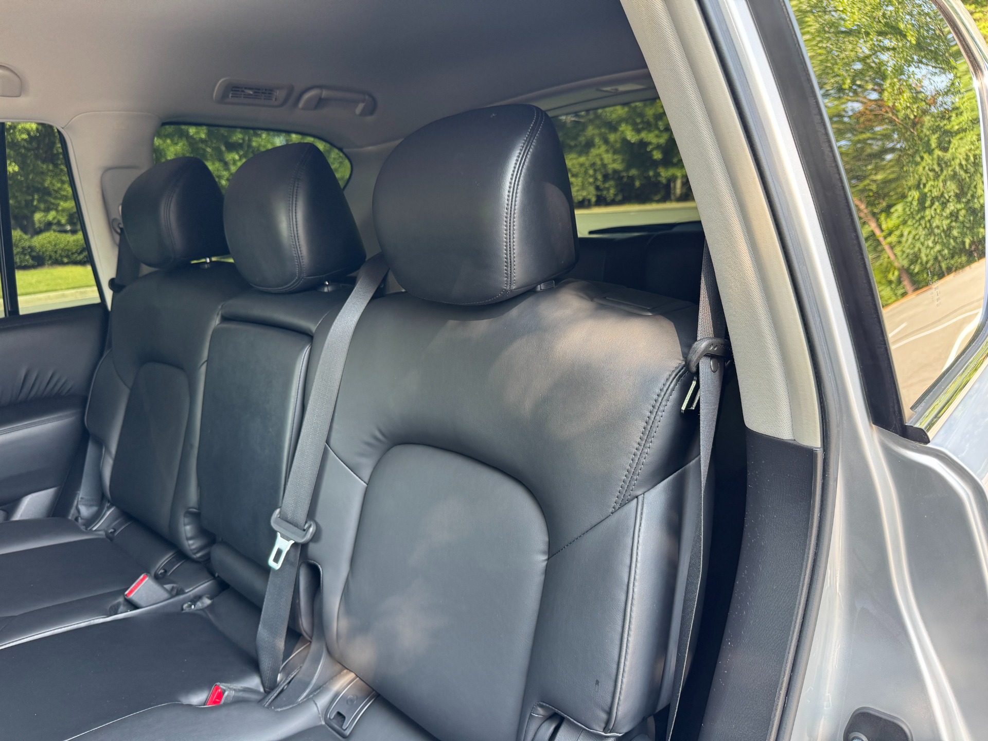 Used 2021 Nissan Armada SV APPEARANCE PKG / CARGO PKG / 20IN WHEELS for sale $32,700 at Formula Imports in Charlotte NC 28227 44