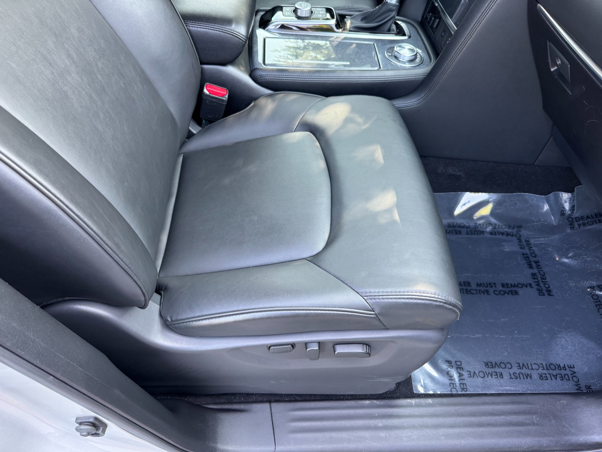 Used 2021 Nissan Armada SV APPEARANCE PKG / CARGO PKG / 20IN WHEELS for sale $32,700 at Formula Imports in Charlotte NC 28227 53