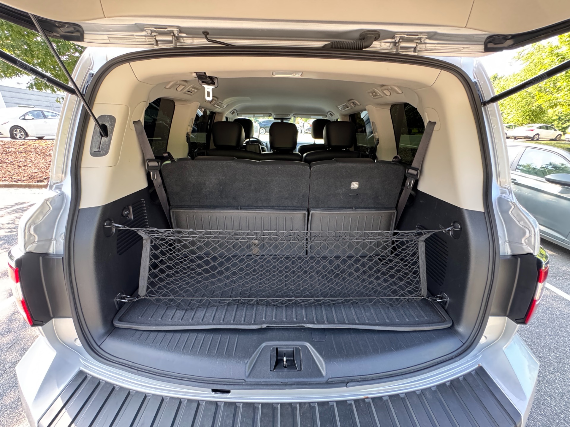 Used 2021 Nissan Armada SV APPEARANCE PKG / CARGO PKG / 20IN WHEELS for sale $32,700 at Formula Imports in Charlotte NC 28227 61