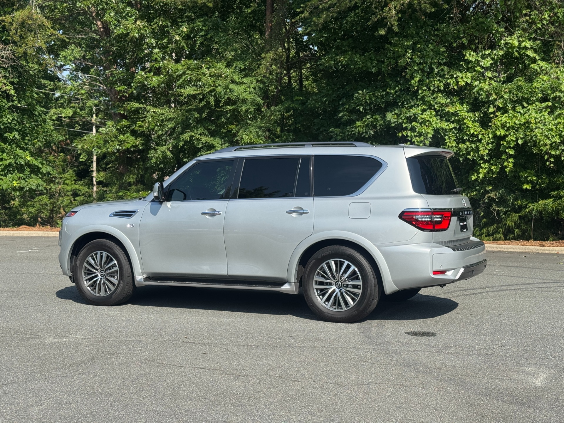 Used 2021 Nissan Armada SV APPEARANCE PKG / CARGO PKG / 20IN WHEELS for sale $32,700 at Formula Imports in Charlotte NC 28227 7