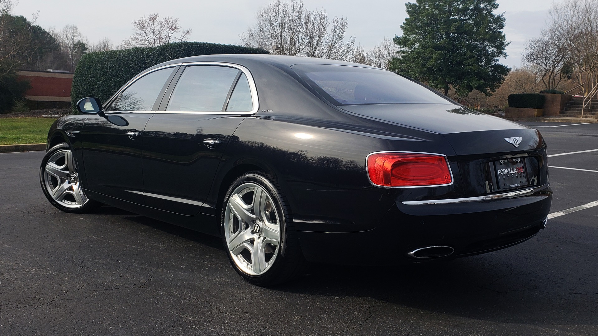 Used 2014 Bentley Flying Spur W12 / 8-SPD / AWD / NAV / MULLINER DRIVING SPEC for sale Sold at Formula Imports in Charlotte NC 28227 3