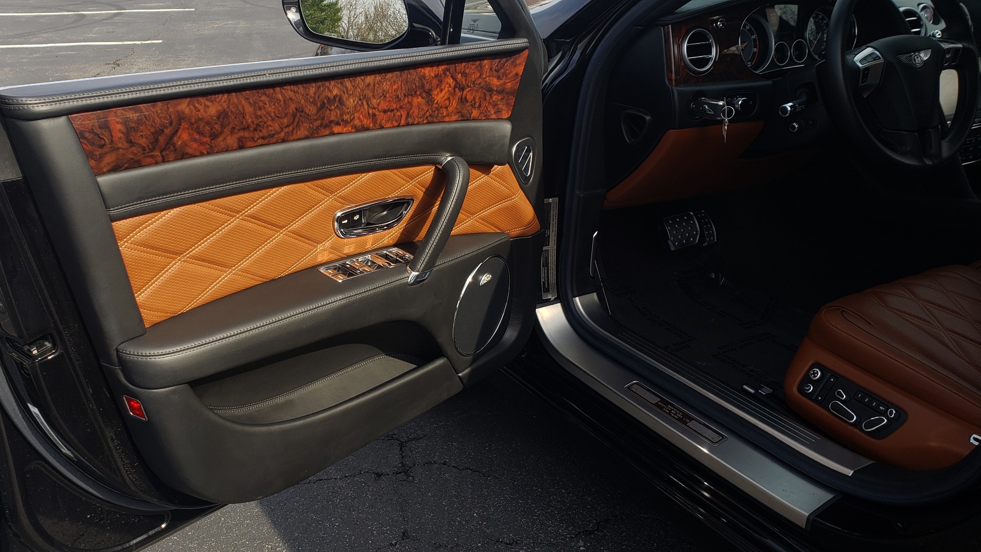 Used 2014 Bentley Flying Spur W12 / 8-SPD / AWD / NAV / MULLINER DRIVING SPEC for sale Sold at Formula Imports in Charlotte NC 28227 35