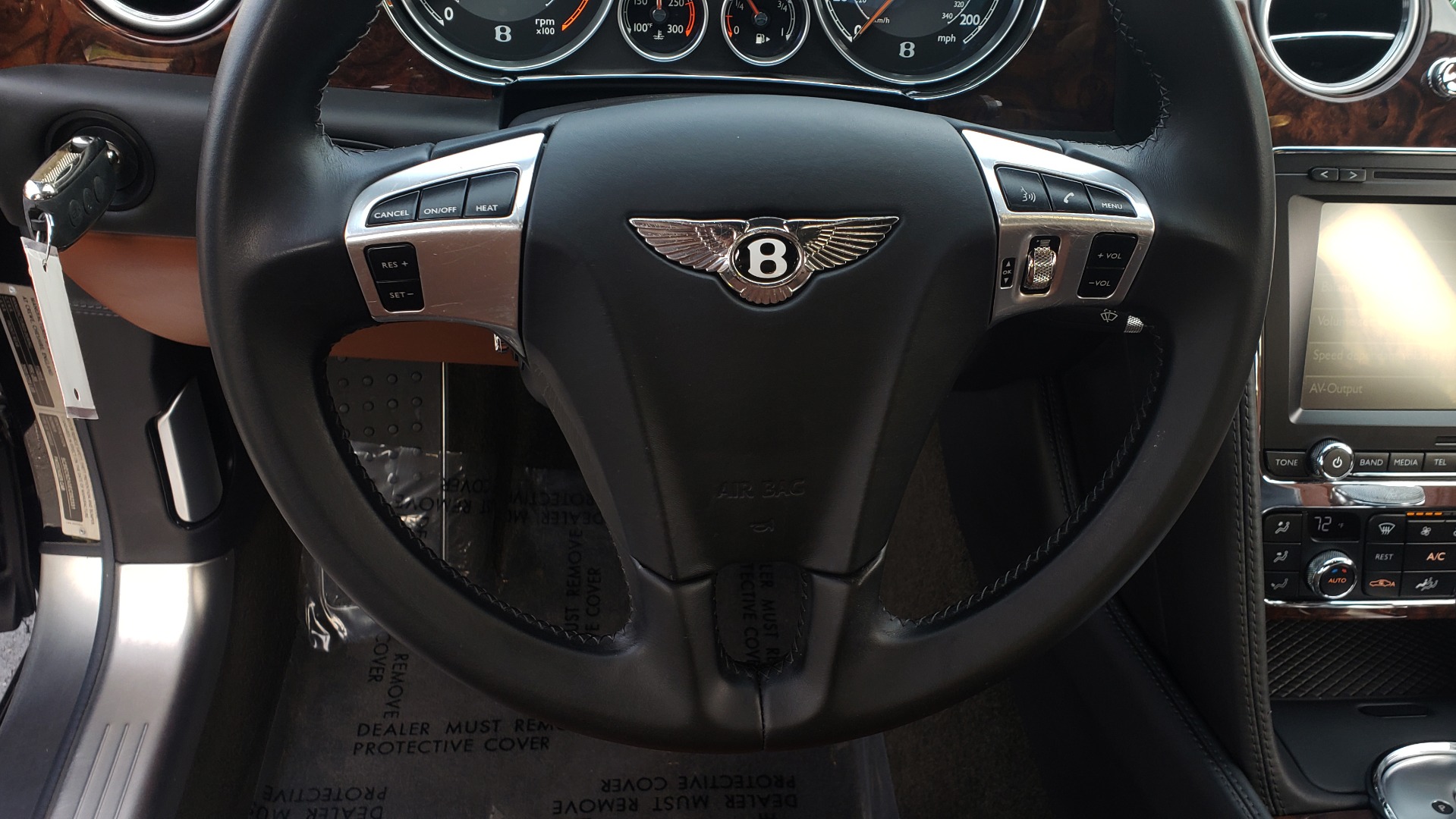 Used 2014 Bentley Flying Spur W12 / 8-SPD / AWD / NAV / MULLINER DRIVING SPEC for sale Sold at Formula Imports in Charlotte NC 28227 44