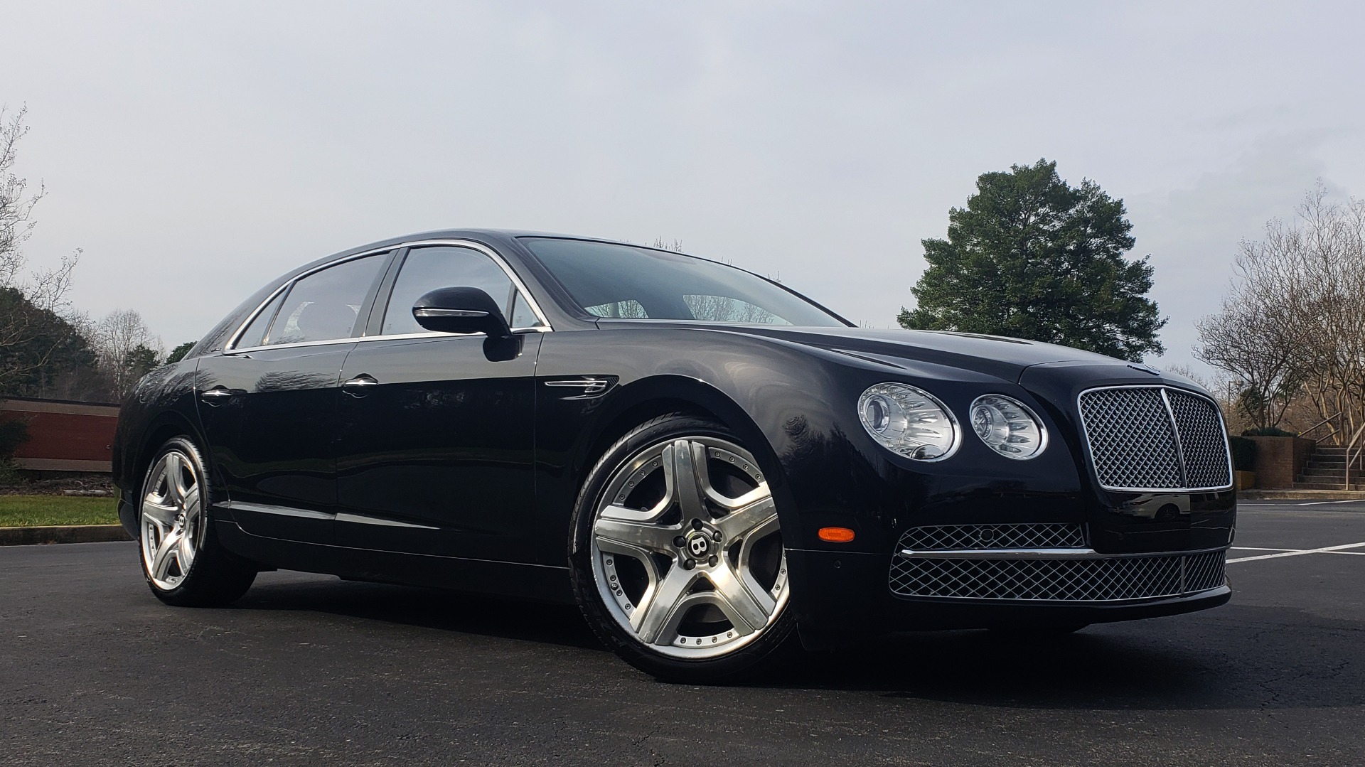 Used 2014 Bentley Flying Spur W12 / 8-SPD / AWD / NAV / MULLINER DRIVING SPEC for sale Sold at Formula Imports in Charlotte NC 28227 8