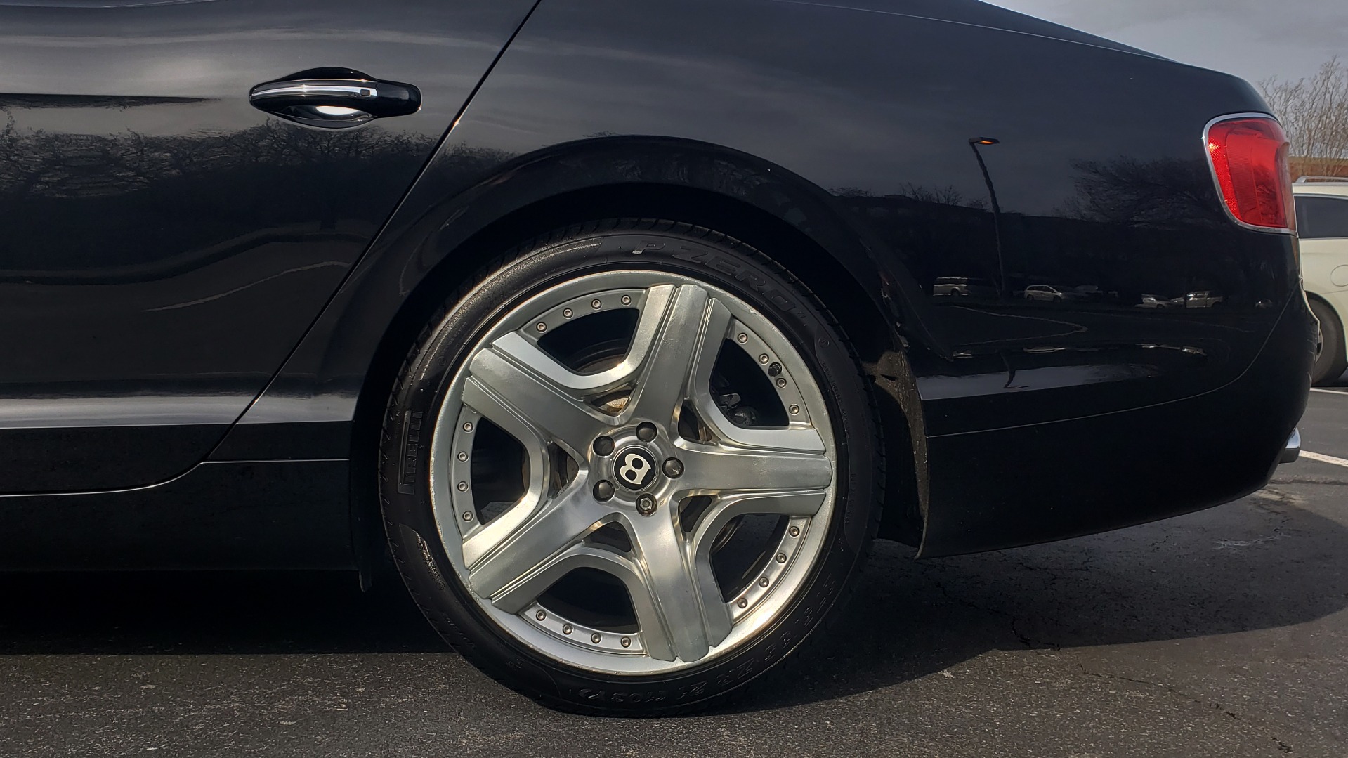 Used 2014 Bentley Flying Spur W12 / 8-SPD / AWD / NAV / MULLINER DRIVING SPEC for sale Sold at Formula Imports in Charlotte NC 28227 91