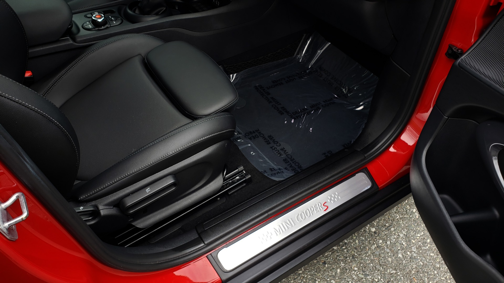 Used 2018 MINI CLUBMAN COOPER S / FWD / AUTO / TURBO 4-CYL / REARVIEW for sale Sold at Formula Imports in Charlotte NC 28227 71