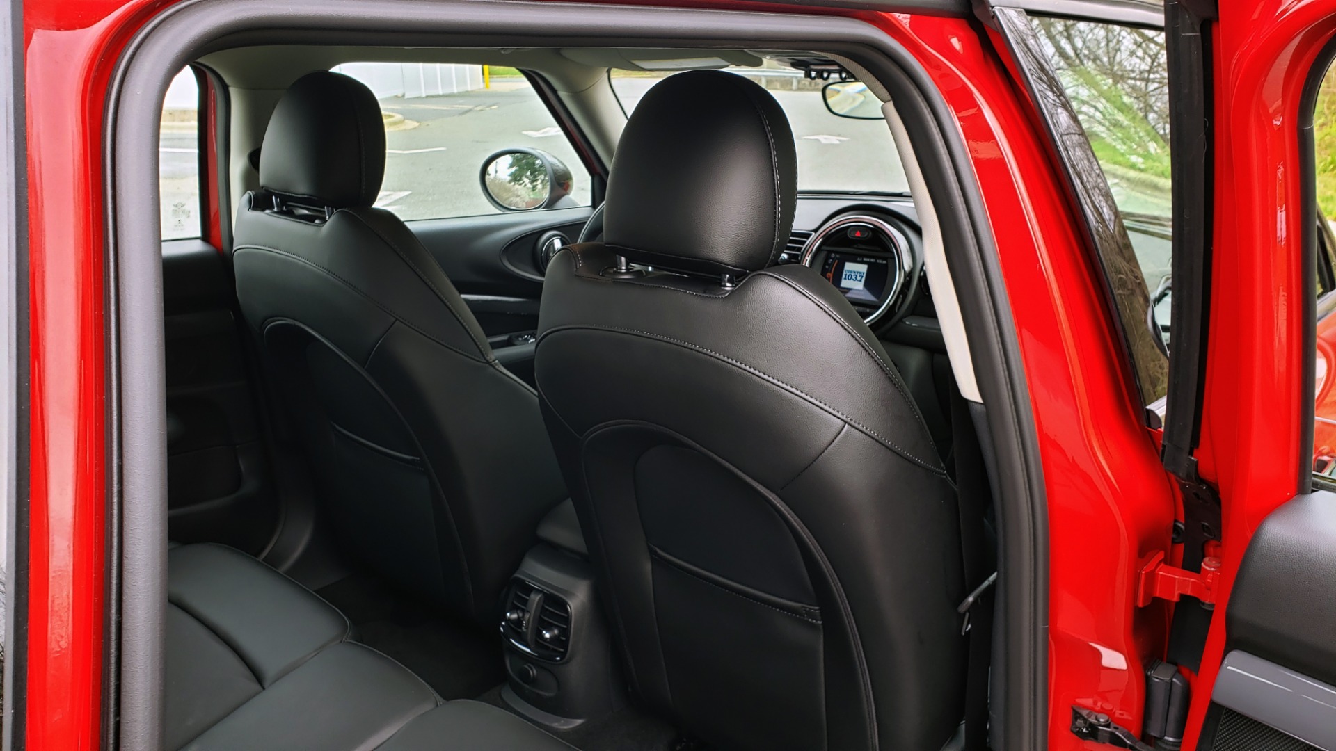 Used 2018 MINI CLUBMAN COOPER S / FWD / AUTO / TURBO 4-CYL / REARVIEW for sale Sold at Formula Imports in Charlotte NC 28227 81