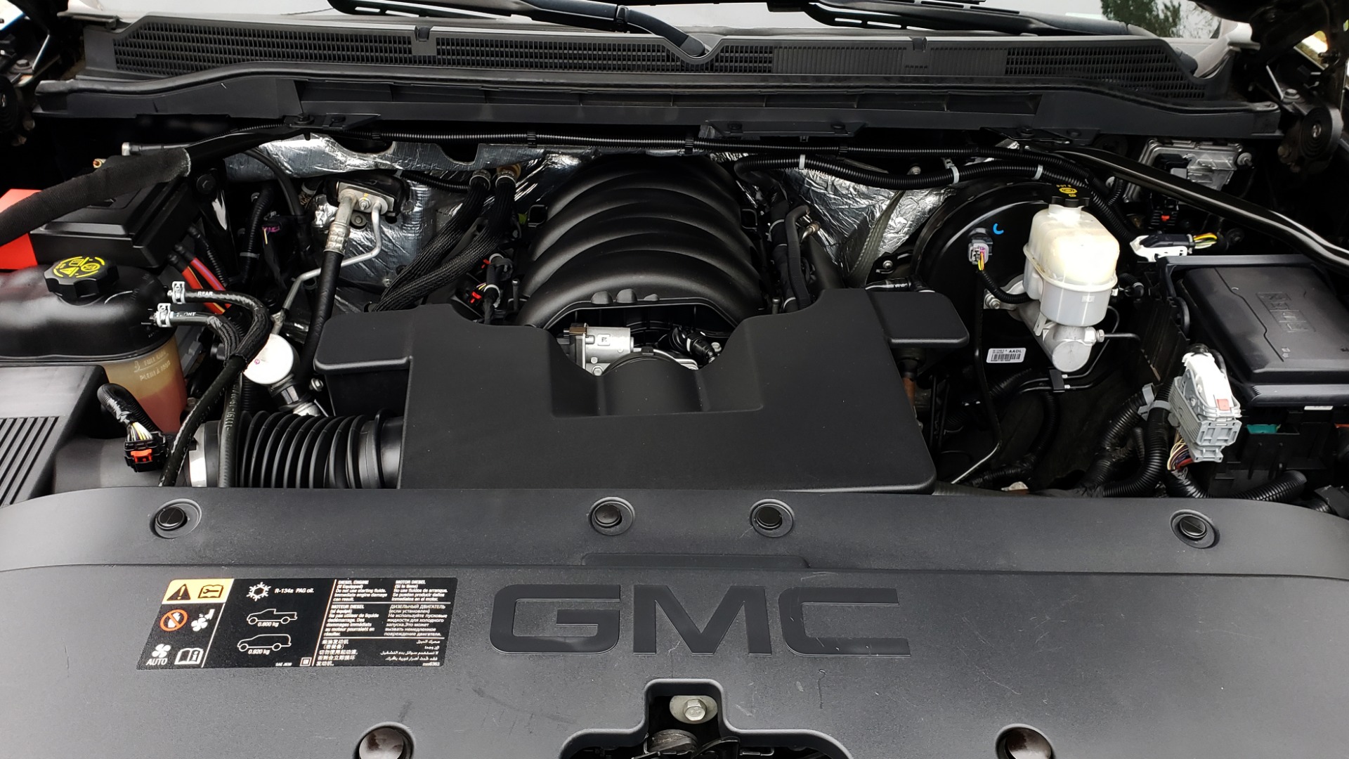Used 2015 GMC SIERRA 1500 SLT 4WD CREW CAB / 6.2L V8 / NAV / BOSE / REARVIEW for sale Sold at Formula Imports in Charlotte NC 28227 12
