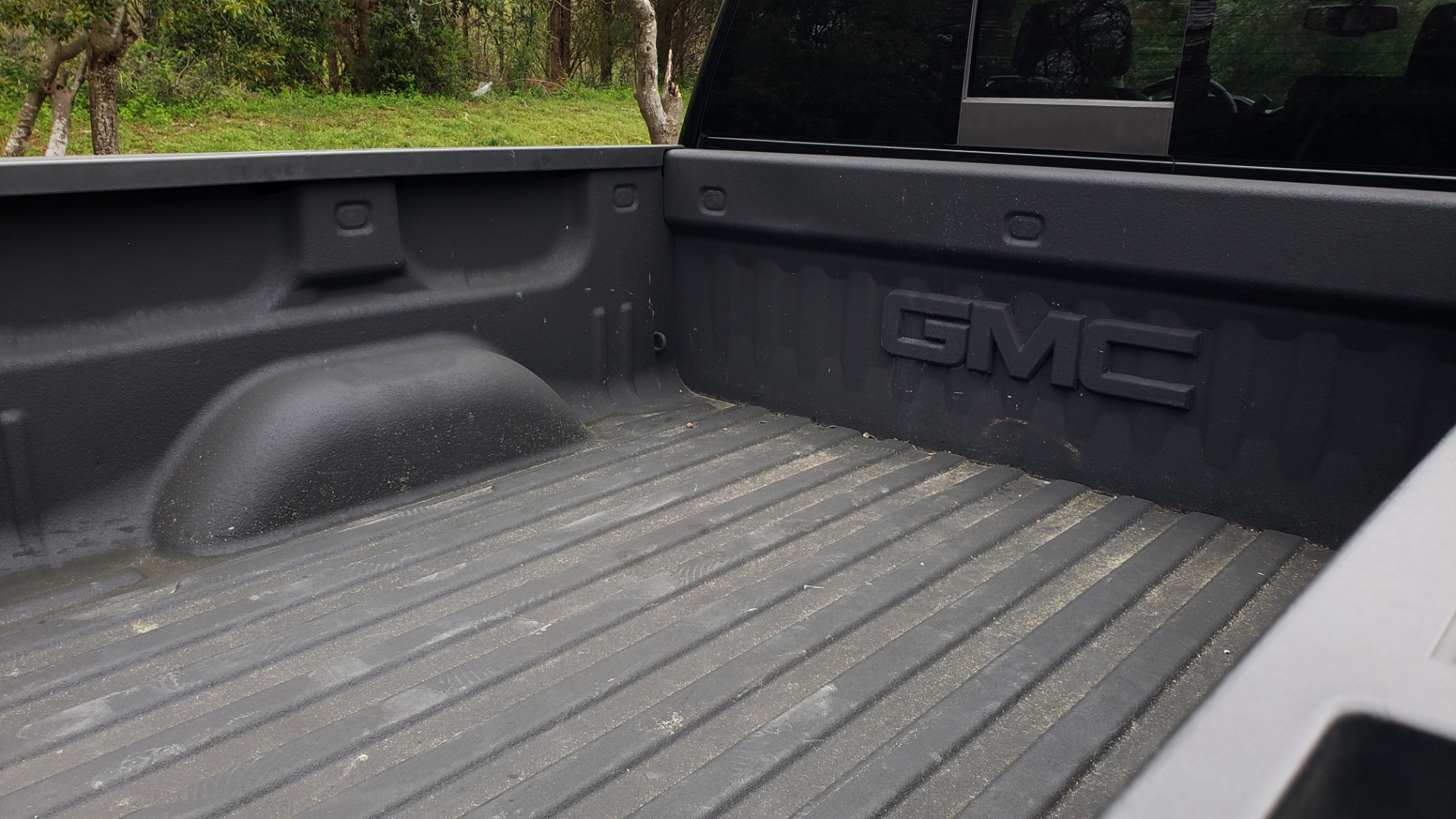 Used 2015 GMC SIERRA 1500 SLT 4WD CREW CAB / 6.2L V8 / NAV / BOSE / REARVIEW for sale Sold at Formula Imports in Charlotte NC 28227 15