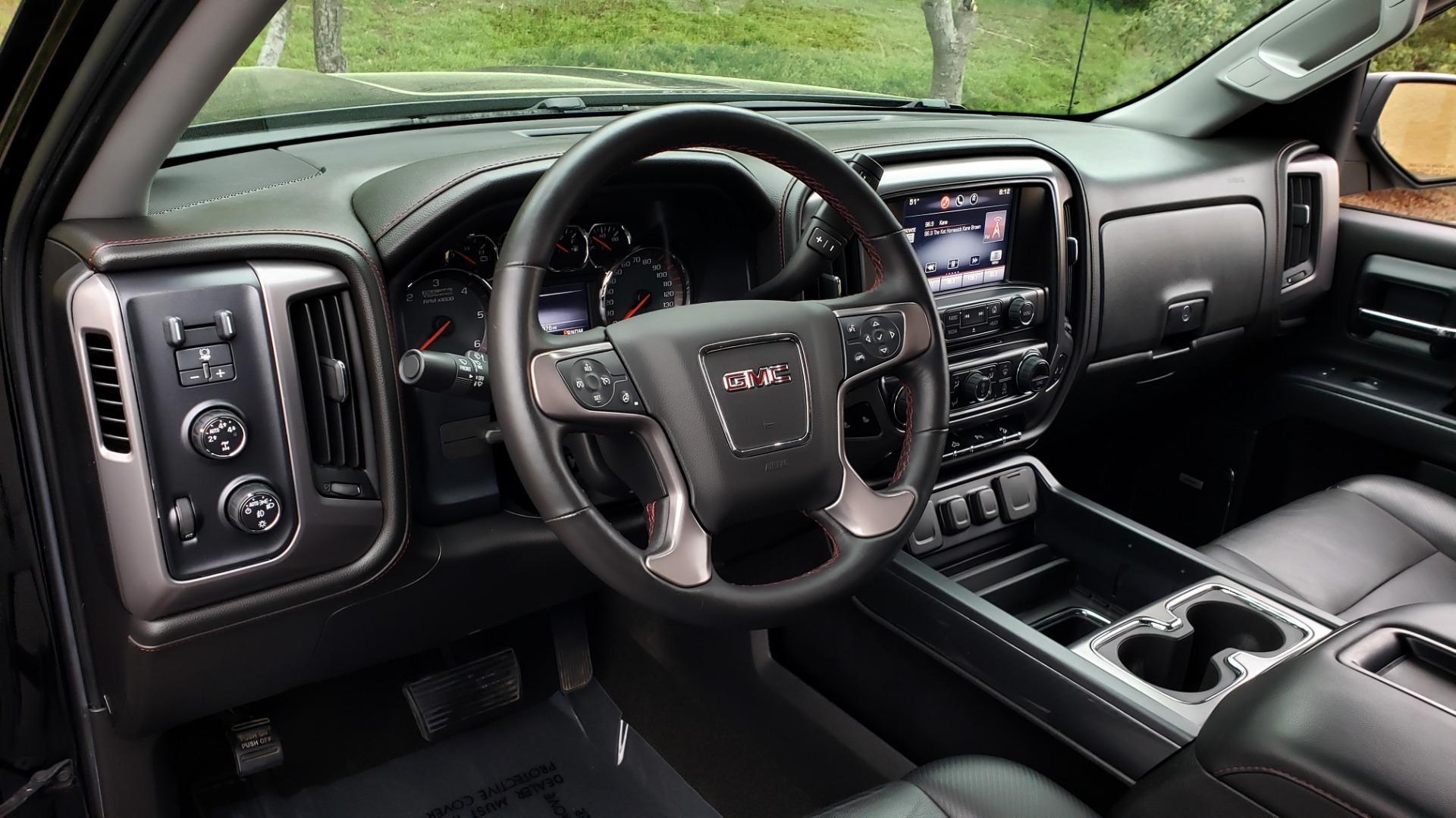 Used 2015 GMC SIERRA 1500 SLT 4WD CREW CAB / 6.2L V8 / NAV / BOSE / REARVIEW for sale Sold at Formula Imports in Charlotte NC 28227 35