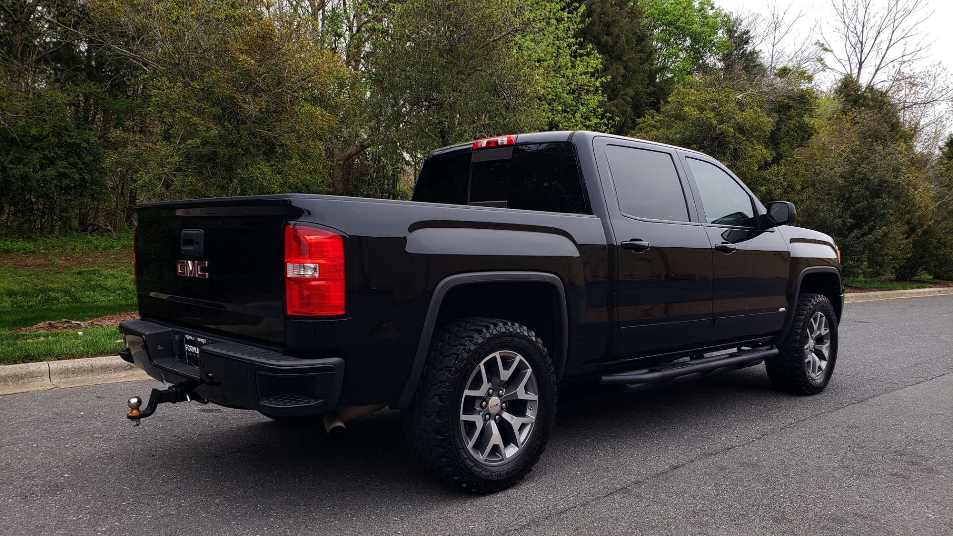 Used 2015 GMC SIERRA 1500 SLT 4WD CREW CAB / 6.2L V8 / NAV / BOSE / REARVIEW for sale Sold at Formula Imports in Charlotte NC 28227 6