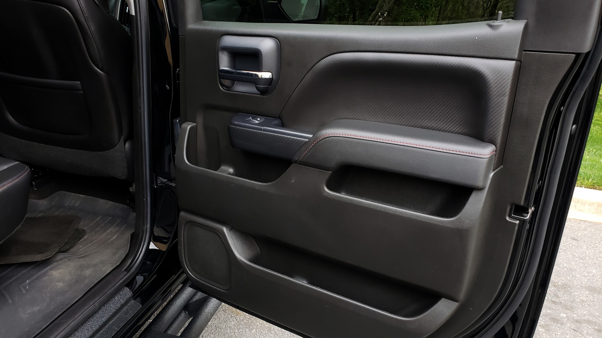 Used 2015 GMC SIERRA 1500 SLT 4WD CREW CAB / 6.2L V8 / NAV / BOSE / REARVIEW for sale Sold at Formula Imports in Charlotte NC 28227 71