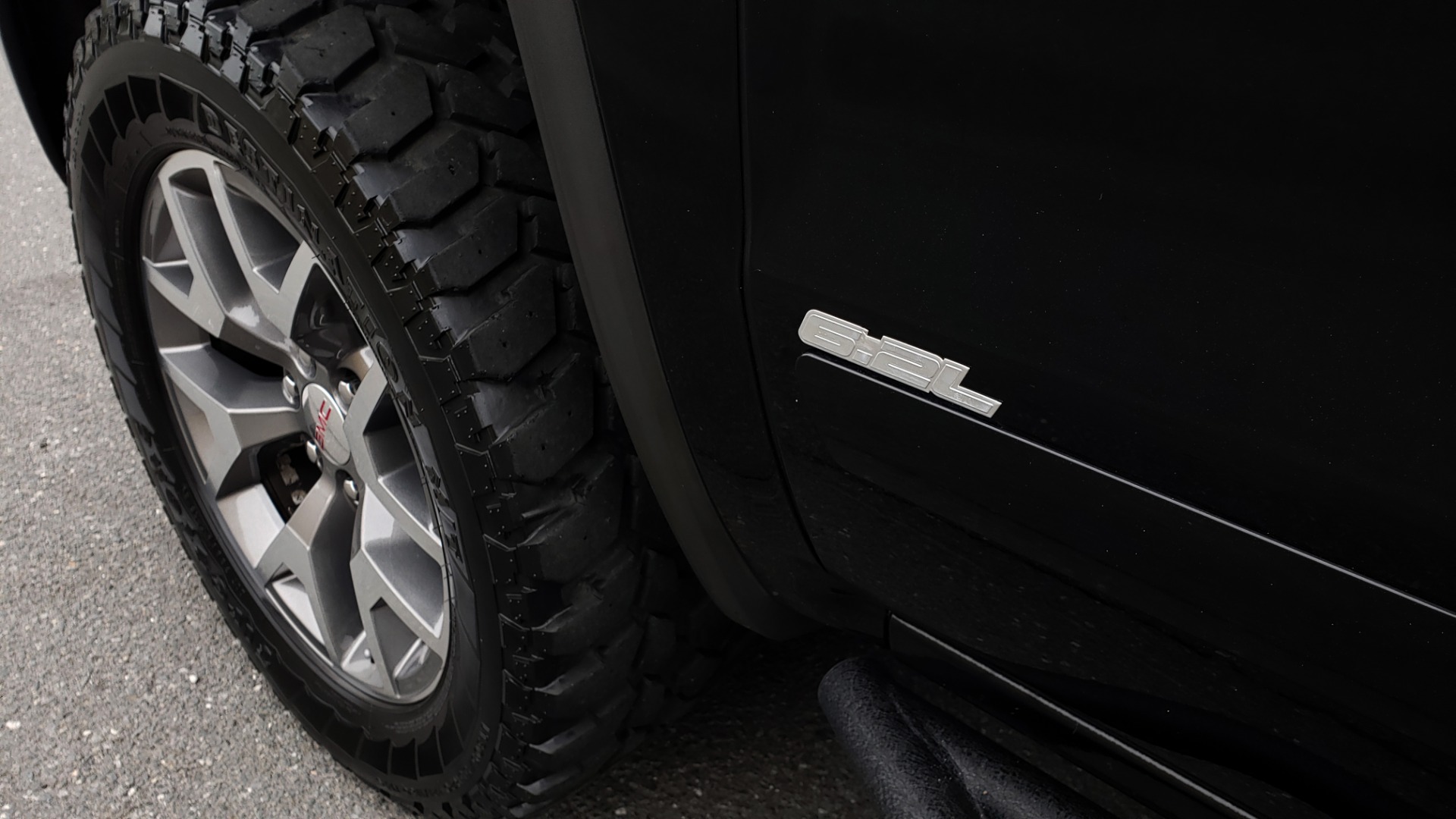 Used 2015 GMC SIERRA 1500 SLT 4WD CREW CAB / 6.2L V8 / NAV / BOSE / REARVIEW for sale Sold at Formula Imports in Charlotte NC 28227 9