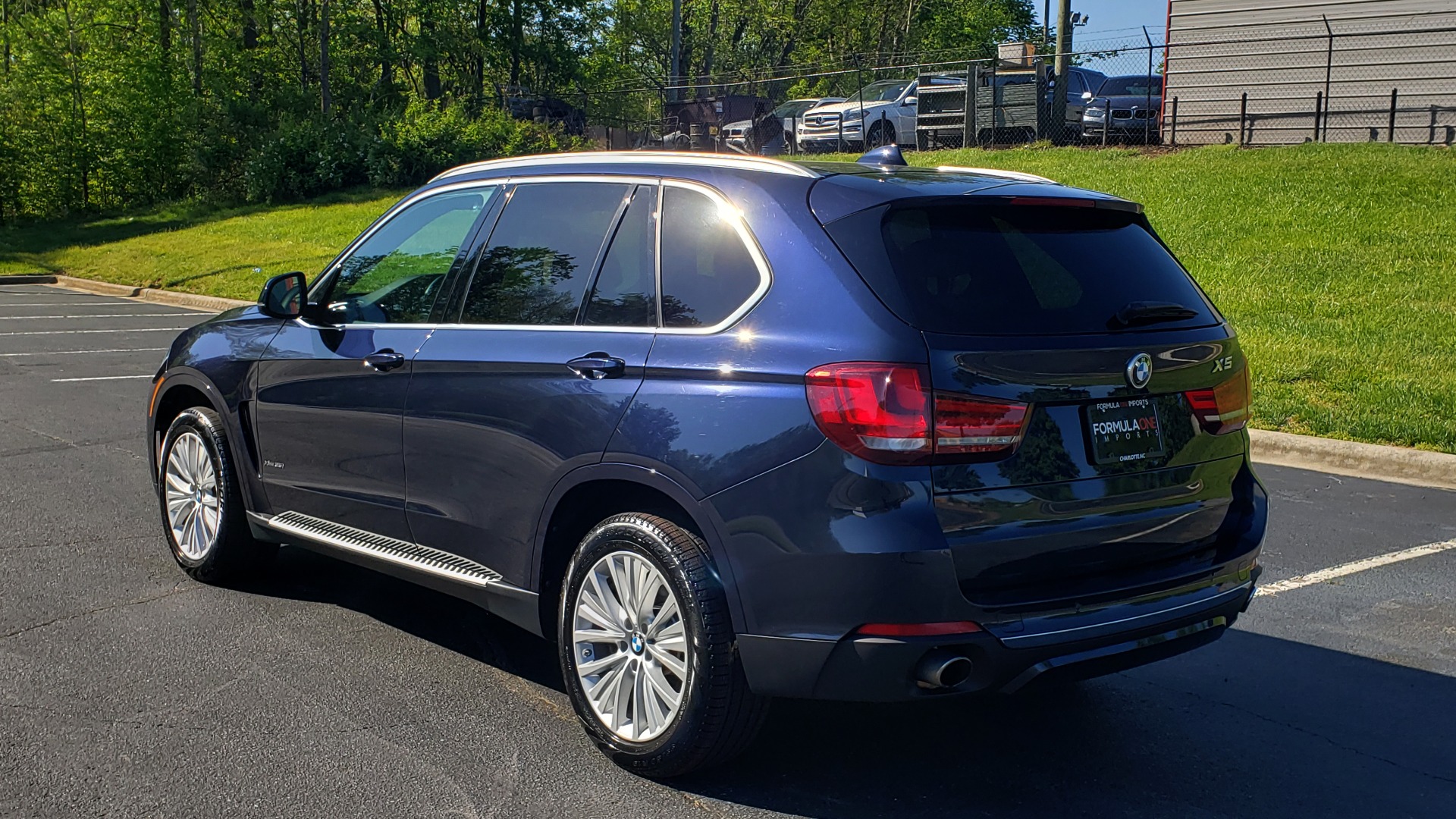 Used 2017 BMW X5 XDRIVE35I PREMIUM / LUXURY / NAV / SUNROOF / REARVIEW for sale $31,995 at Formula Imports in Charlotte NC 28227 3