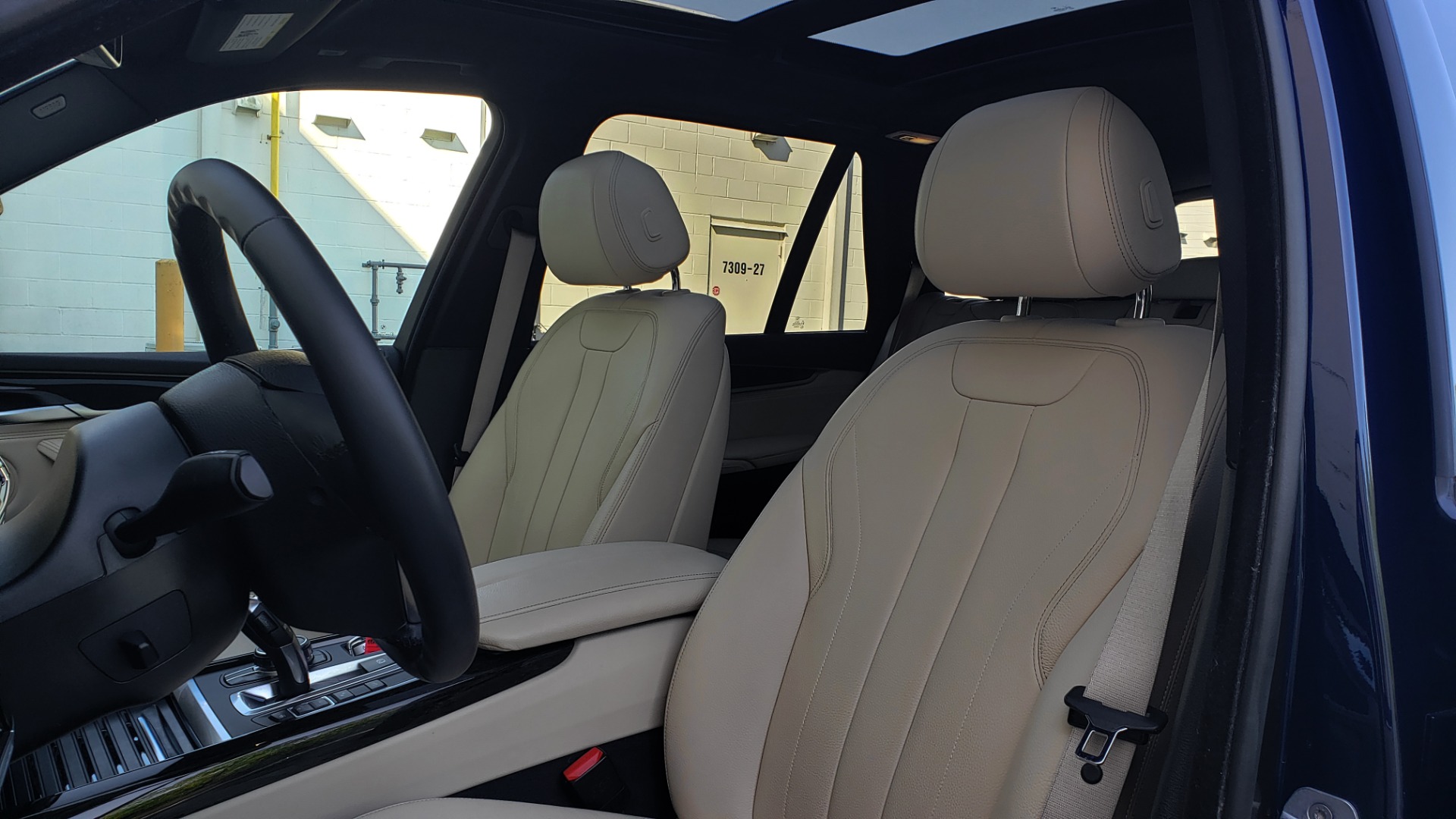 Used 2017 BMW X5 XDRIVE35I PREMIUM / LUXURY / NAV / SUNROOF / REARVIEW for sale $31,995 at Formula Imports in Charlotte NC 28227 34