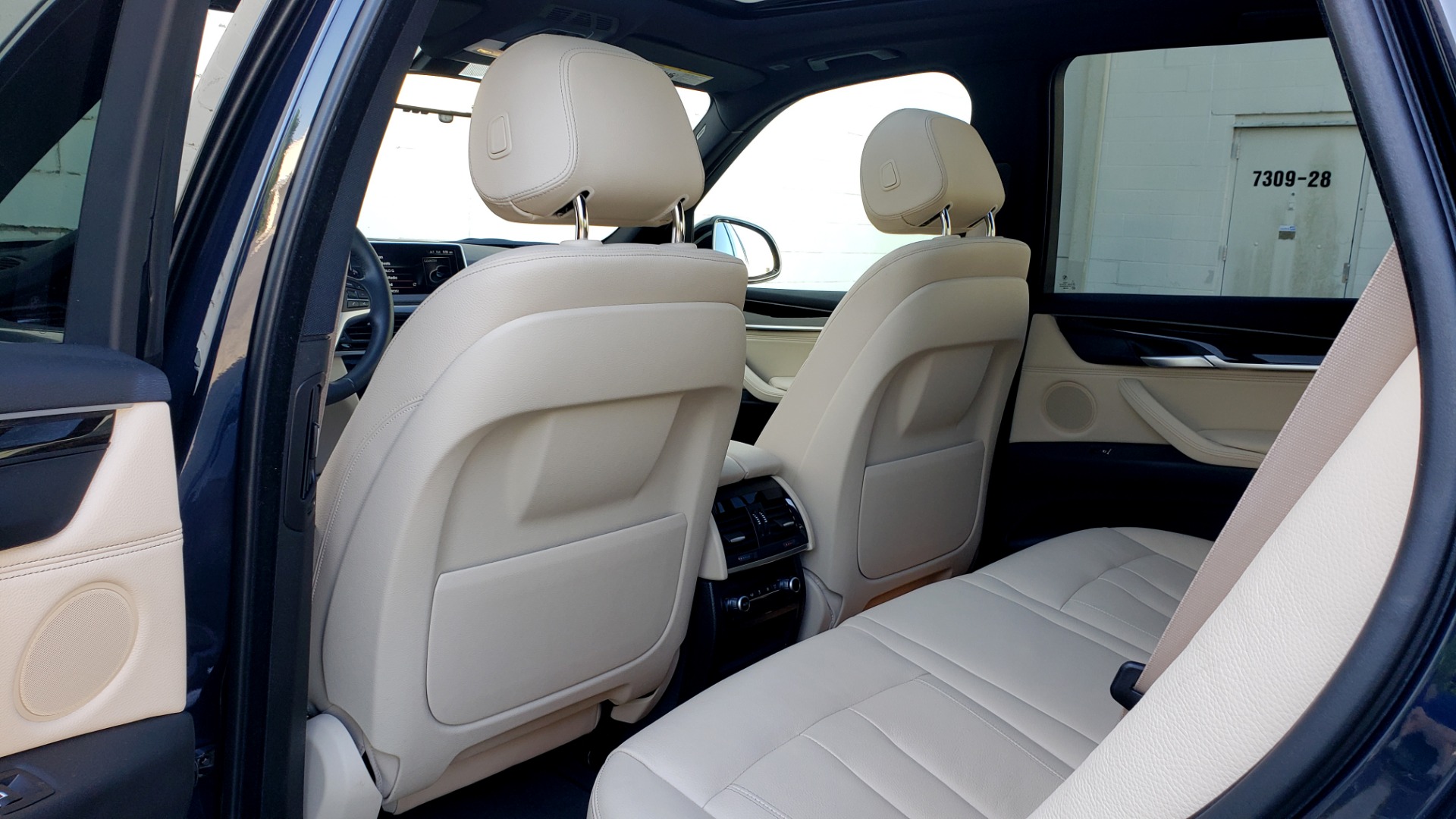 Used 2017 BMW X5 XDRIVE35I PREMIUM / LUXURY / NAV / SUNROOF / REARVIEW for sale $31,995 at Formula Imports in Charlotte NC 28227 62
