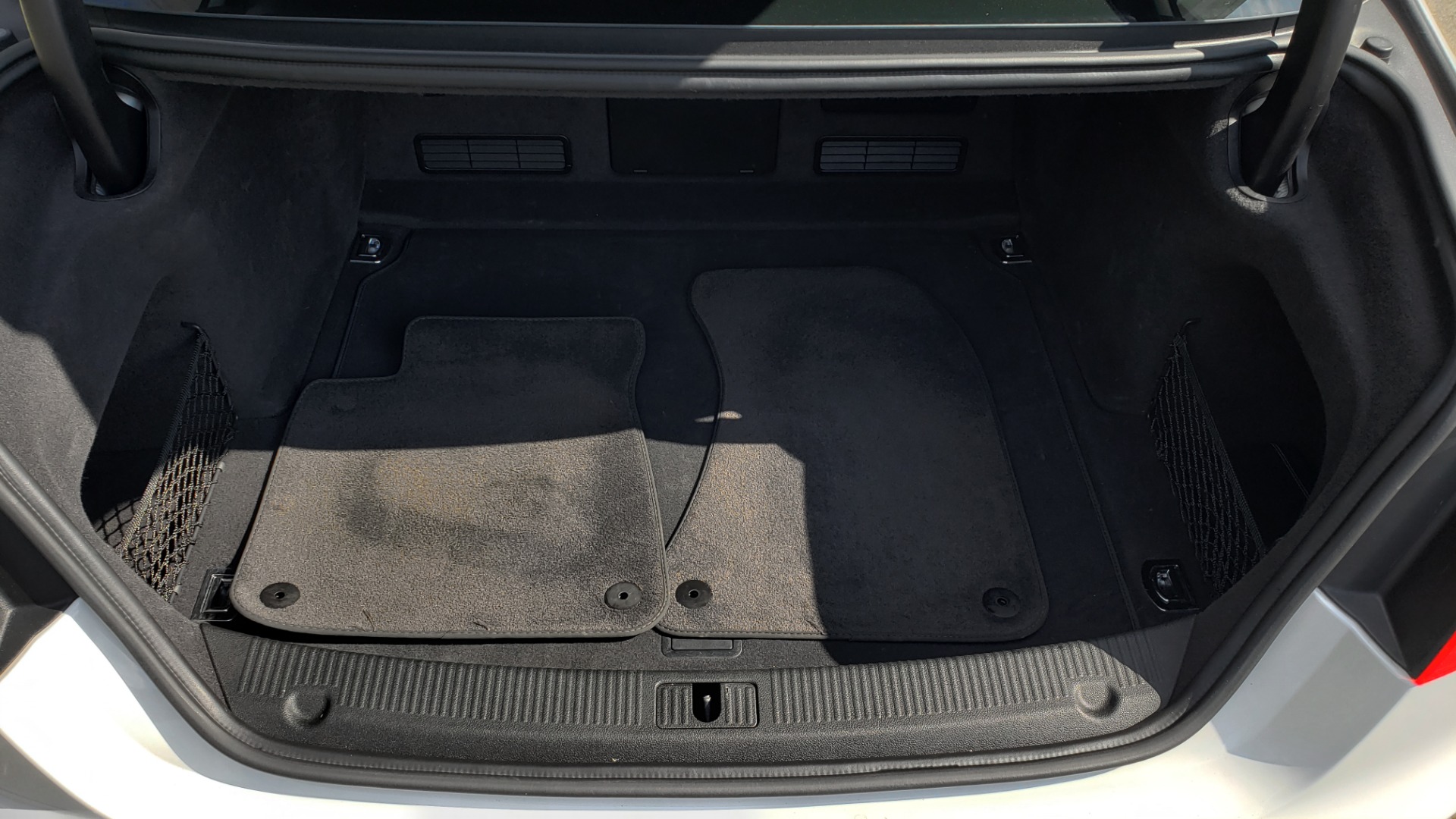 Used 2011 Audi A8 L QUATTRO / NAV / PANO-ROOF / REARVIEW / BSM / B&O SND for sale Sold at Formula Imports in Charlotte NC 28227 16