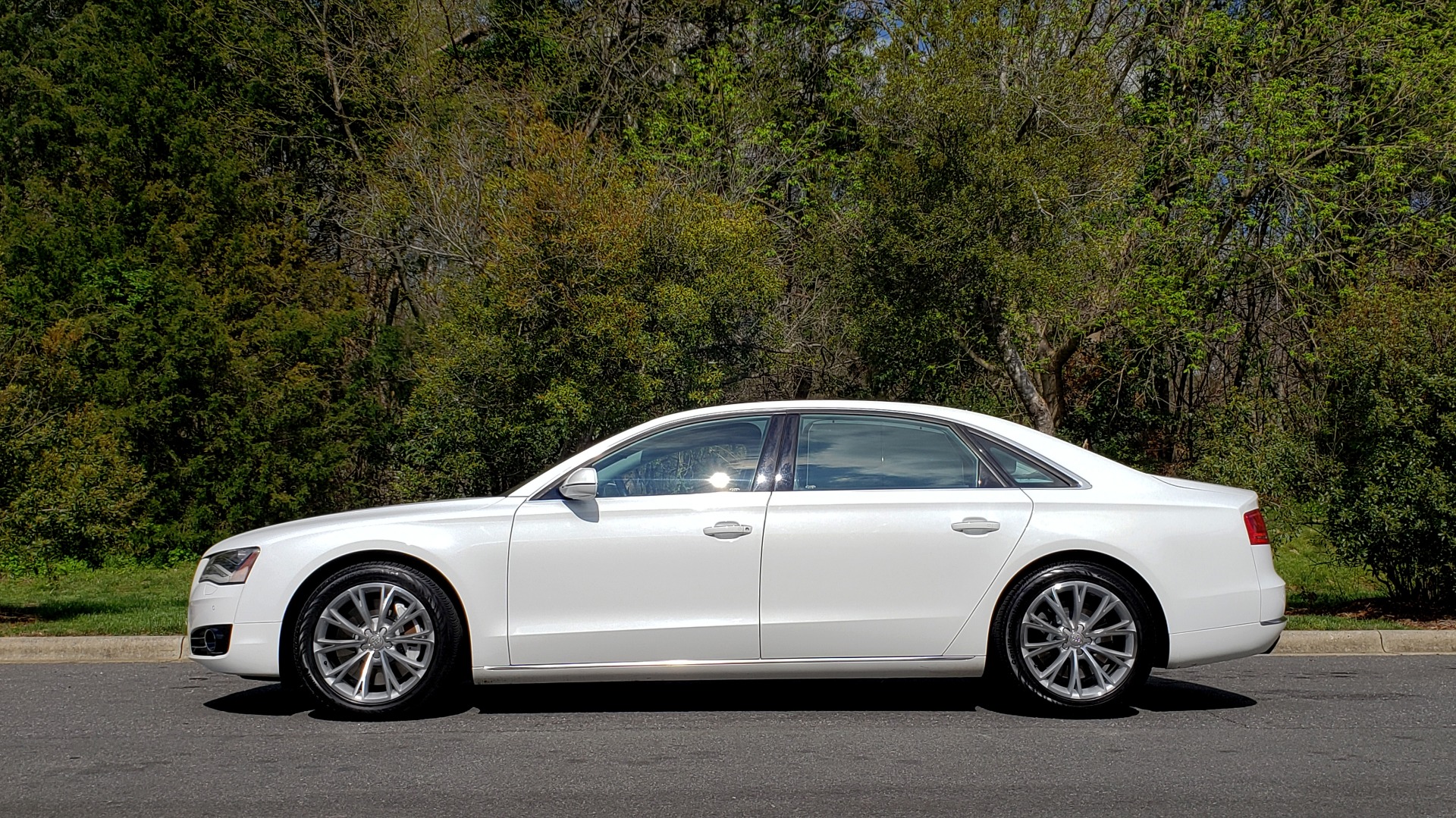Used 2011 Audi A8 L QUATTRO / NAV / PANO-ROOF / REARVIEW / BSM / B&O SND for sale Sold at Formula Imports in Charlotte NC 28227 2