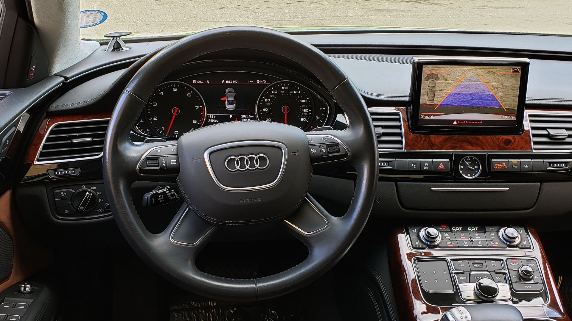 Used 2011 Audi A8 L QUATTRO / NAV / PANO-ROOF / REARVIEW / BSM / B&O SND for sale Sold at Formula Imports in Charlotte NC 28227 41