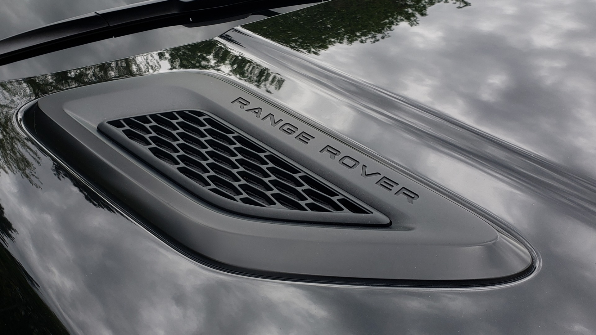 Used 2015 Land Rover RANGE ROVER SPORT SC V8 DYNAMIC / NAV / PANO-ROOF / DRVR ASST / REARVIEW for sale Sold at Formula Imports in Charlotte NC 28227 24
