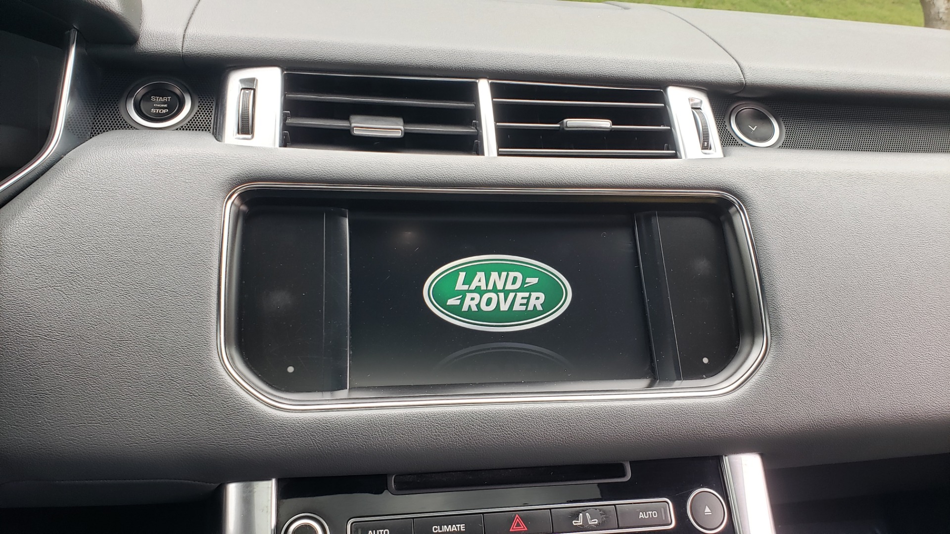 Used 2015 Land Rover RANGE ROVER SPORT SC V8 DYNAMIC / NAV / PANO-ROOF / DRVR ASST / REARVIEW for sale Sold at Formula Imports in Charlotte NC 28227 50