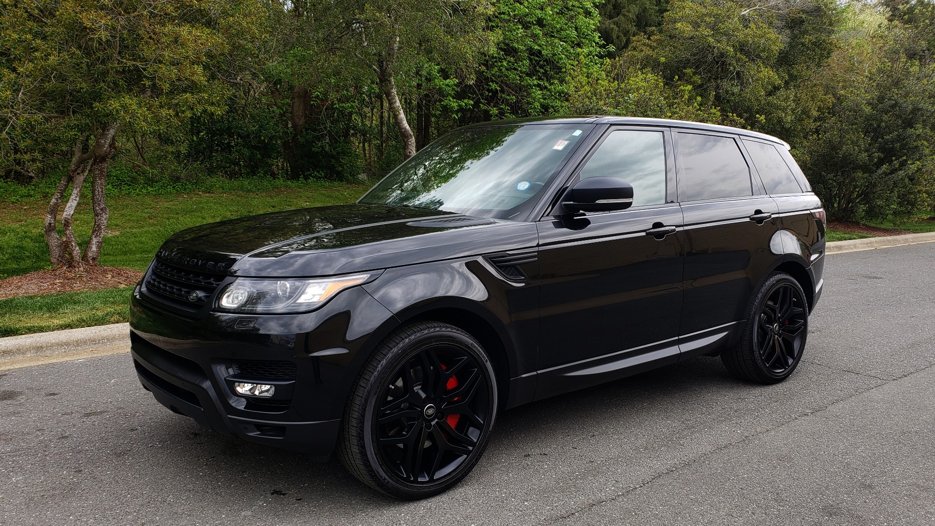 Used 2015 Land Rover RANGE ROVER SPORT SC V8 DYNAMIC / NAV / PANO-ROOF / DRVR ASST / REARVIEW for sale Sold at Formula Imports in Charlotte NC 28227 1